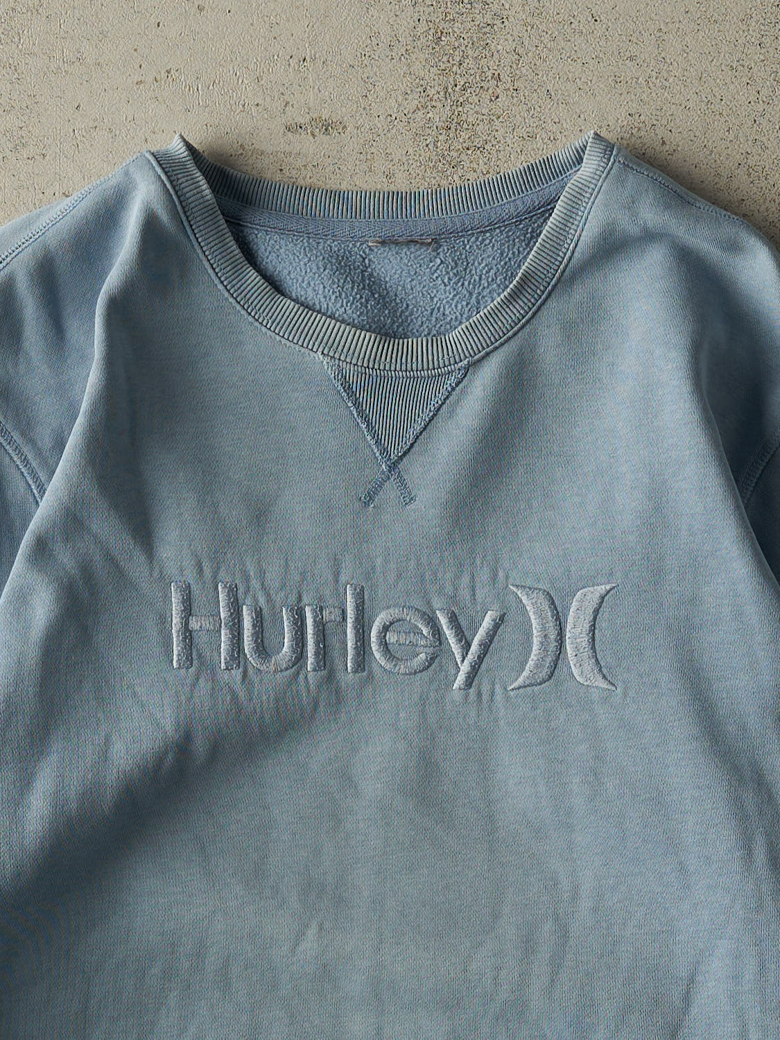 Vintage Y2K Washed Blue Hurley Embroidered Crewneck (XL/XXL)