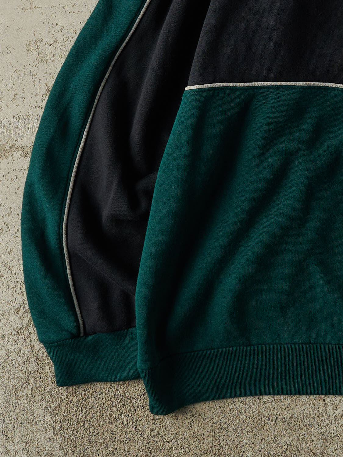 Vintage 90s Green & Black Dunlop Embroidered Quarter Button Crewneck (XXL)