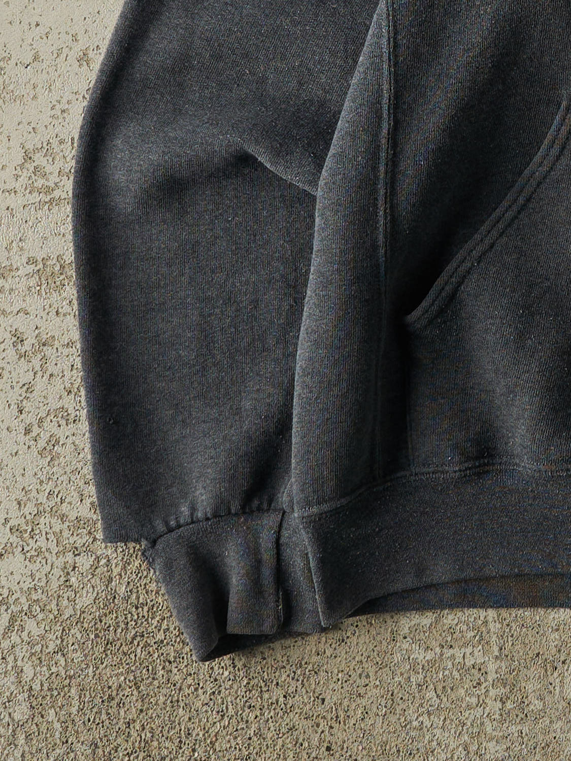 Vintage Y2K Charcoal Grey Russell Athletic Dalhousie University Embroidered Hoodie (M)