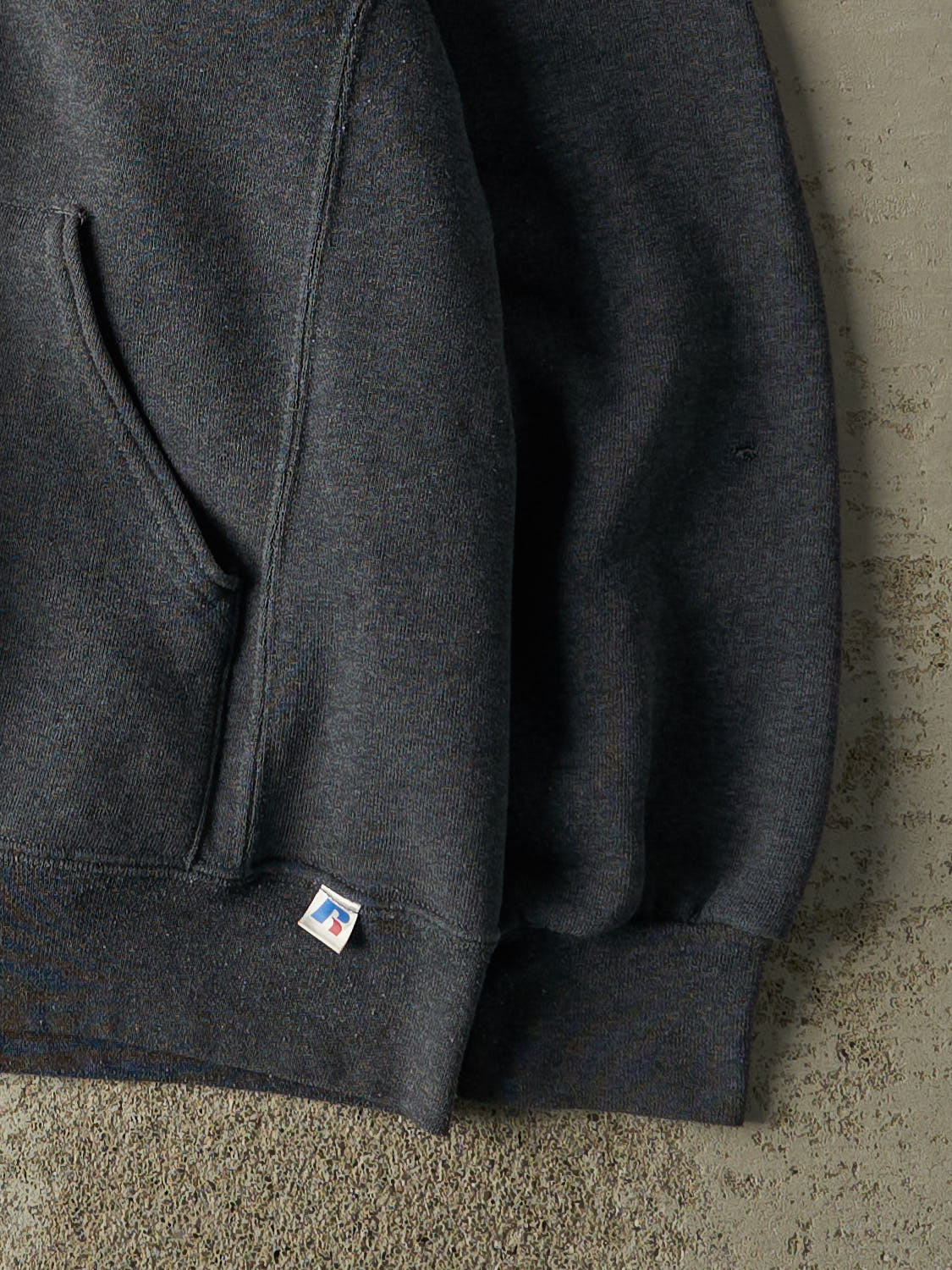 Vintage Y2K Charcoal Grey Russell Athletic Dalhousie University Embroidered Hoodie (M)