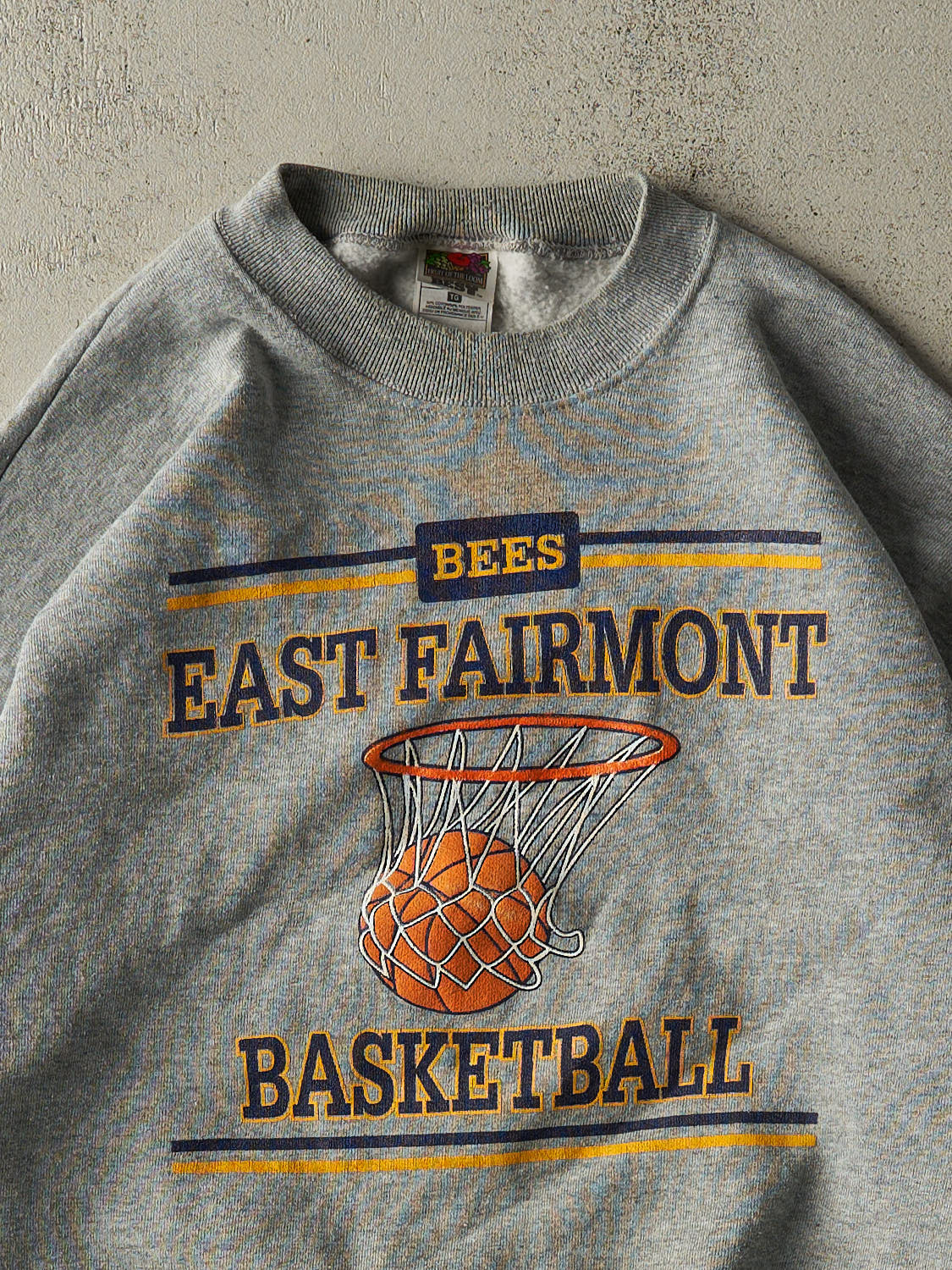 Vintage 90s Grey East Fairmont Basketball Crewneck (M/L)