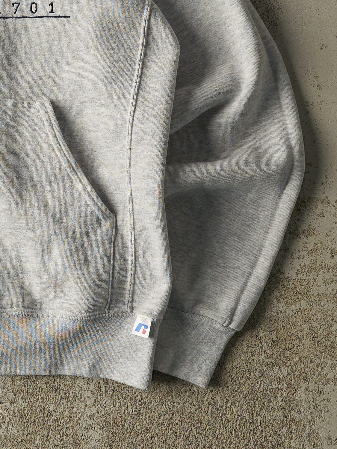 Vintage Y2K Heather Grey Russell Athletic Yale University Hoodie (XS/S)