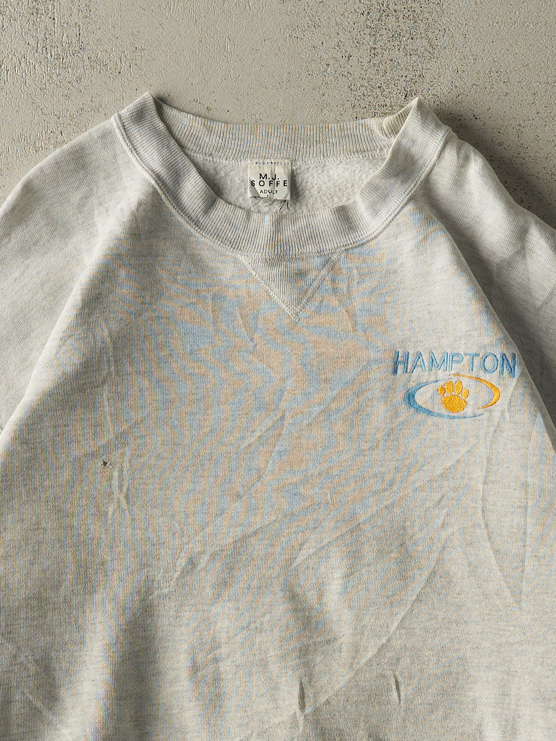 Vintage 90s Heather Grey Hampton Graphic Crewneck (L/XL)