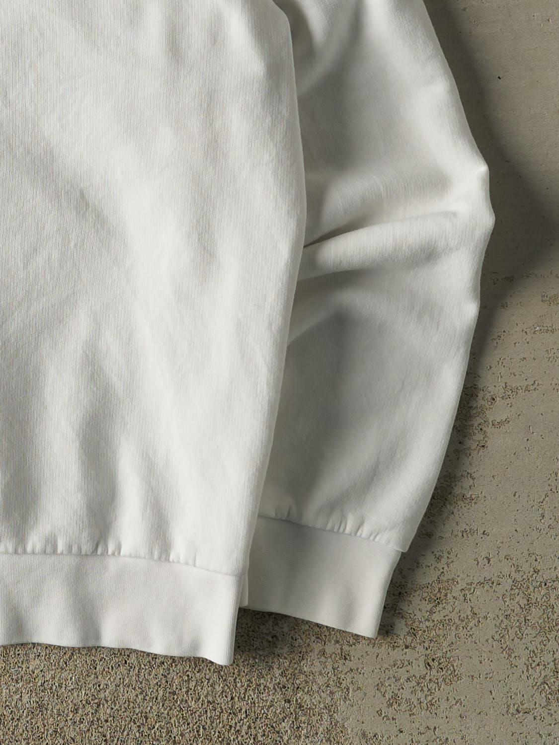 Vintage Y2K White Adidas Embroidered Logo Crewneck (XXL/XXXL)