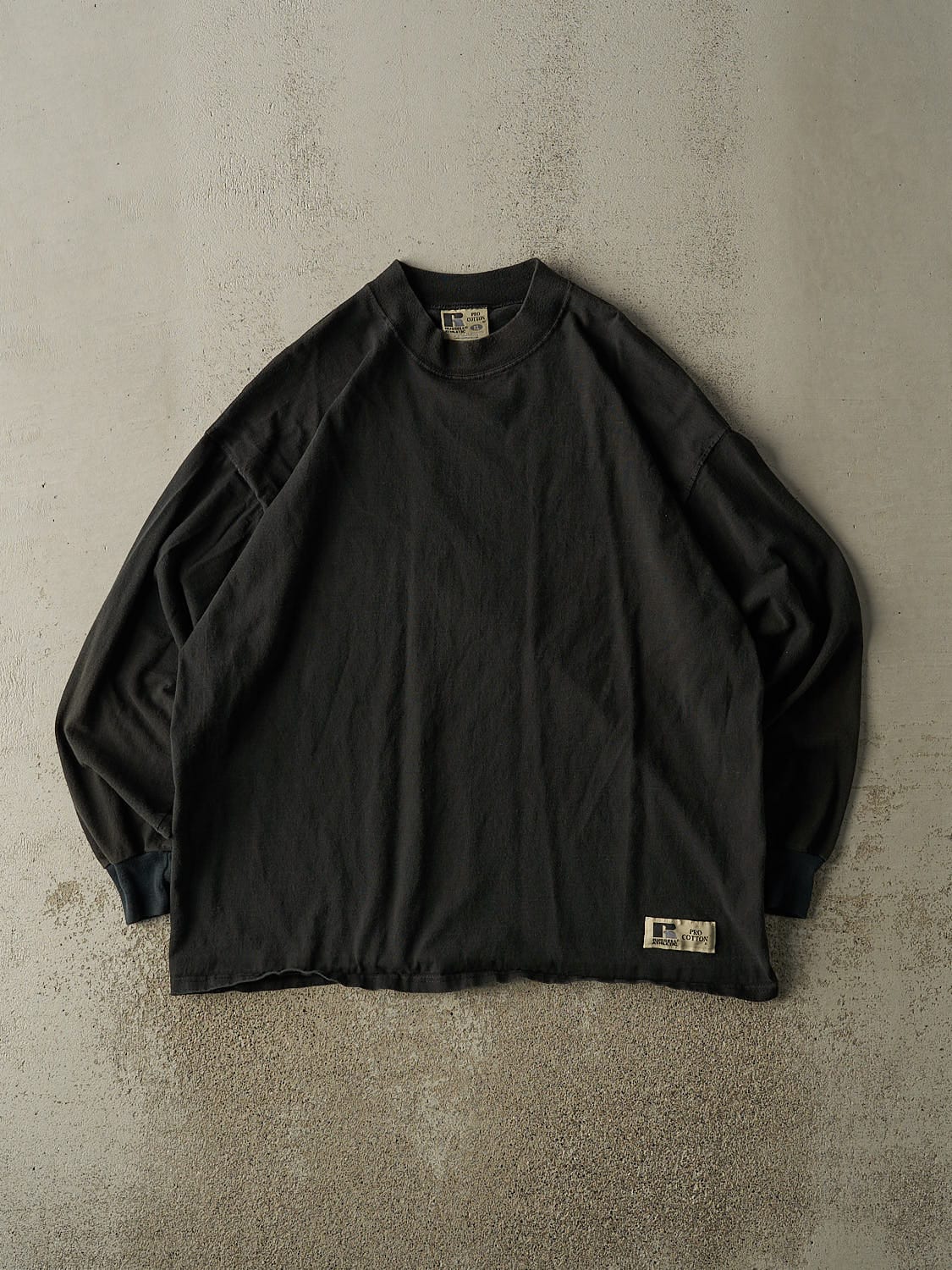 Vintage Y2K Faded Black Russell Athletic Blank Long Sleeve (XL/XXL)