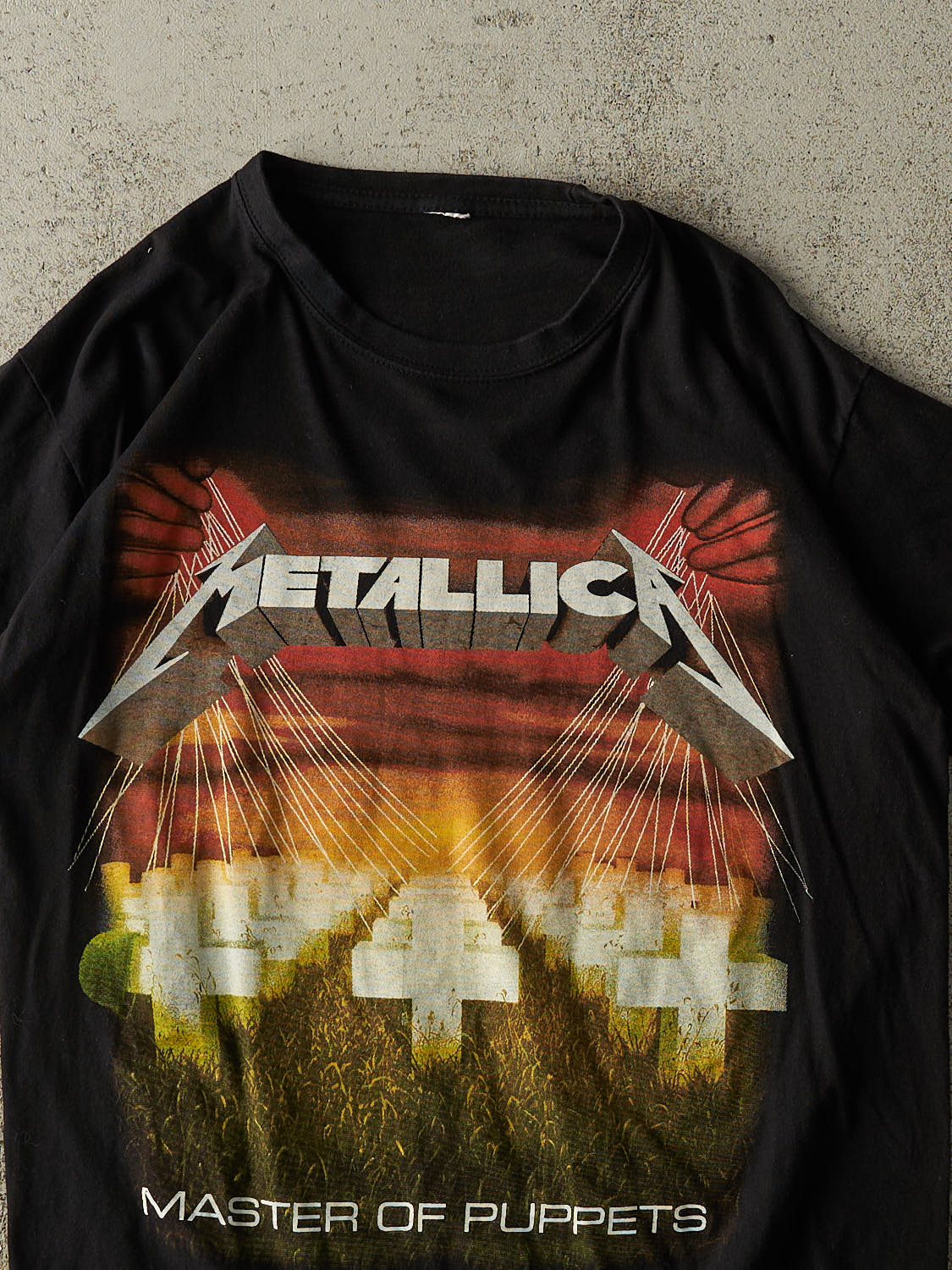 Vintage Y2K Black Metallica "Master Of Puppets" Tee (S/M)