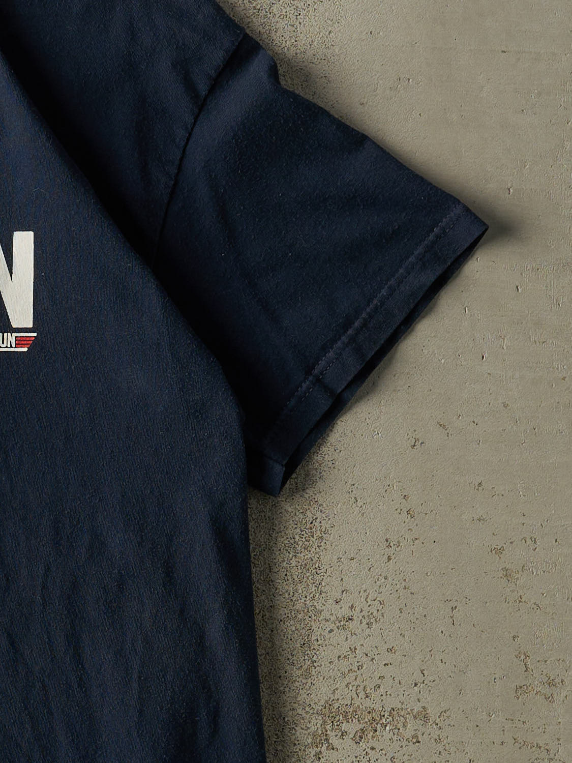 Vintage Y2K Navy Blue Top Gun Wingman Tee (M)