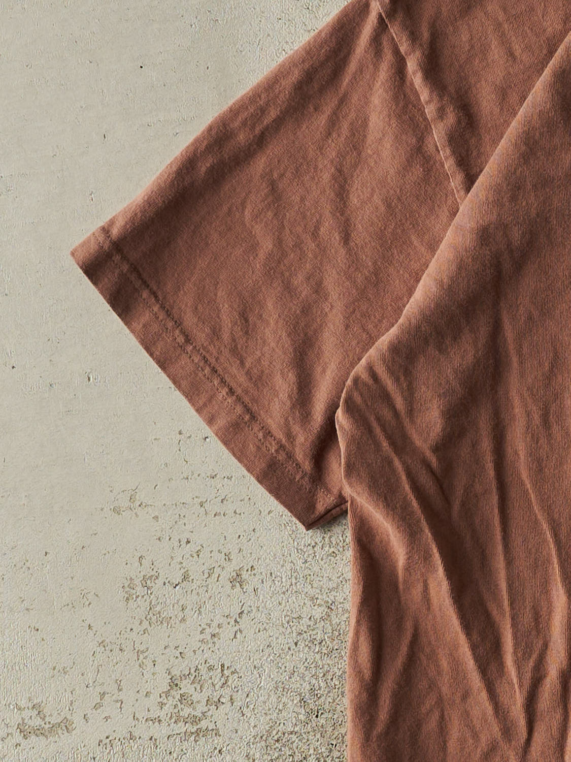 Vintage 90s Sun Faded Brown Chincoteague Island Embroidered Tee (M/L)
