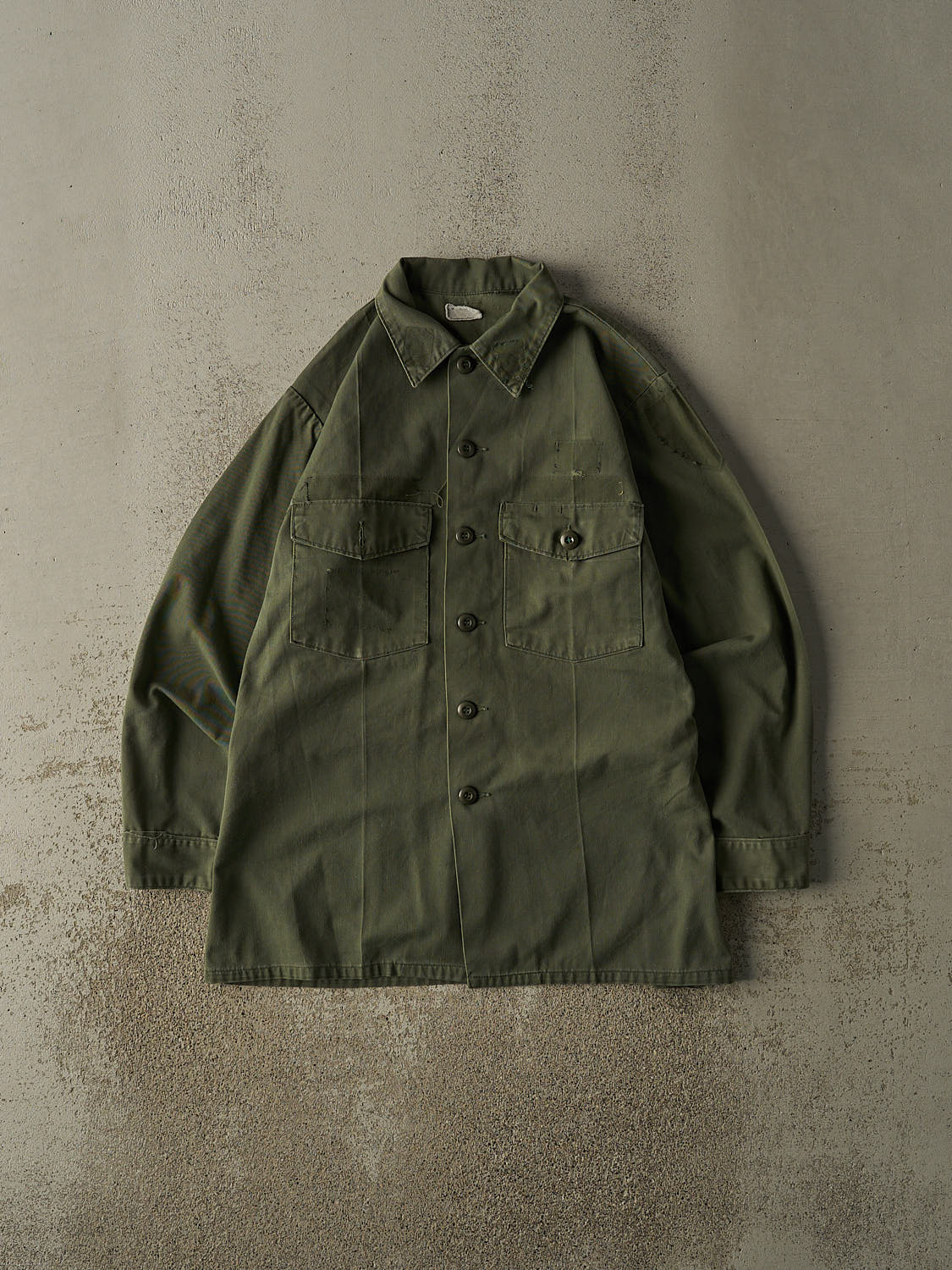Vintage 90s Washed Green Military Button Up Long Sleeve (L/XL)