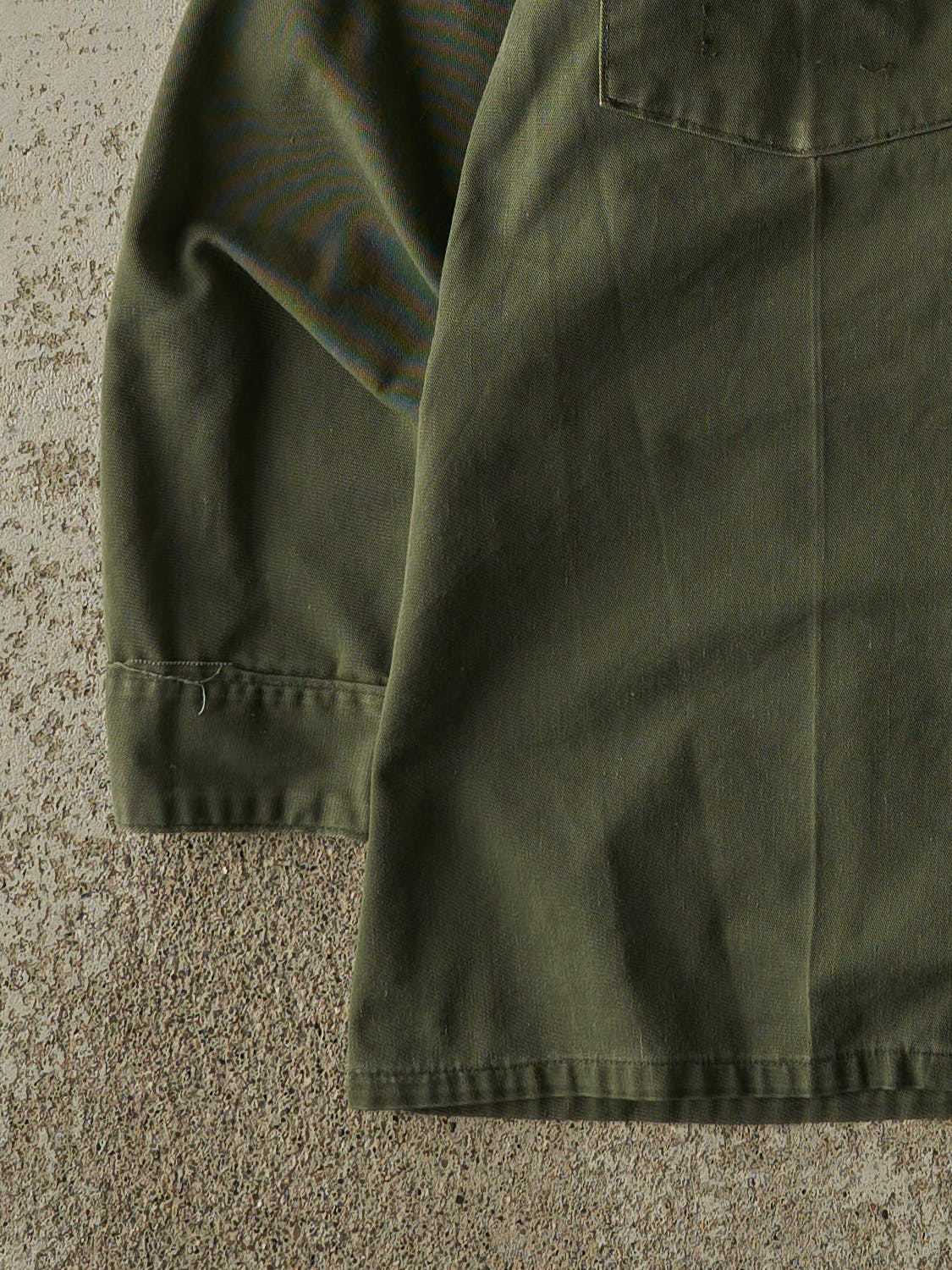 Vintage 90s Washed Green Military Button Up Long Sleeve (L/XL)