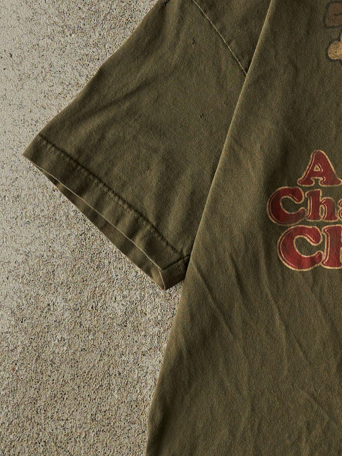 Vintage Y2K Green "A Charlie Brown Christmas" Tee (M)