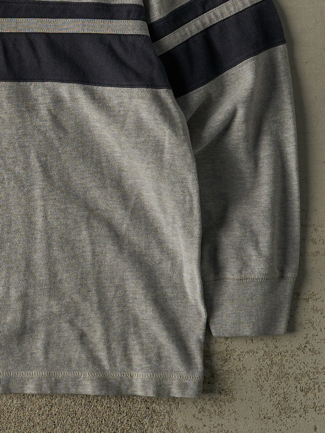Vintage Y2K Grey & Navy American Blue Striped Long Sleeve (XL)