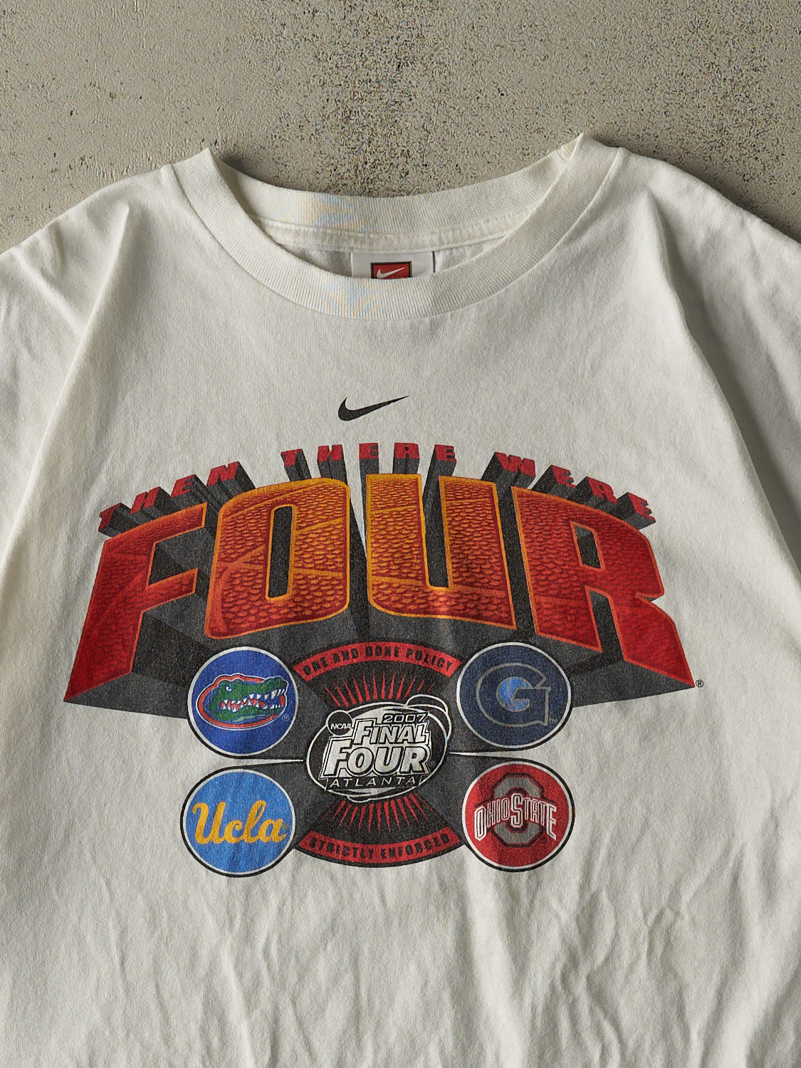 Vintage 07' White Nike NCAA Final Four Tee (XL/XXL)