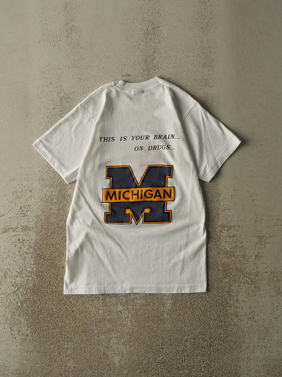 Vintage 80s White University Slogan Single Stitch Tee (XS)