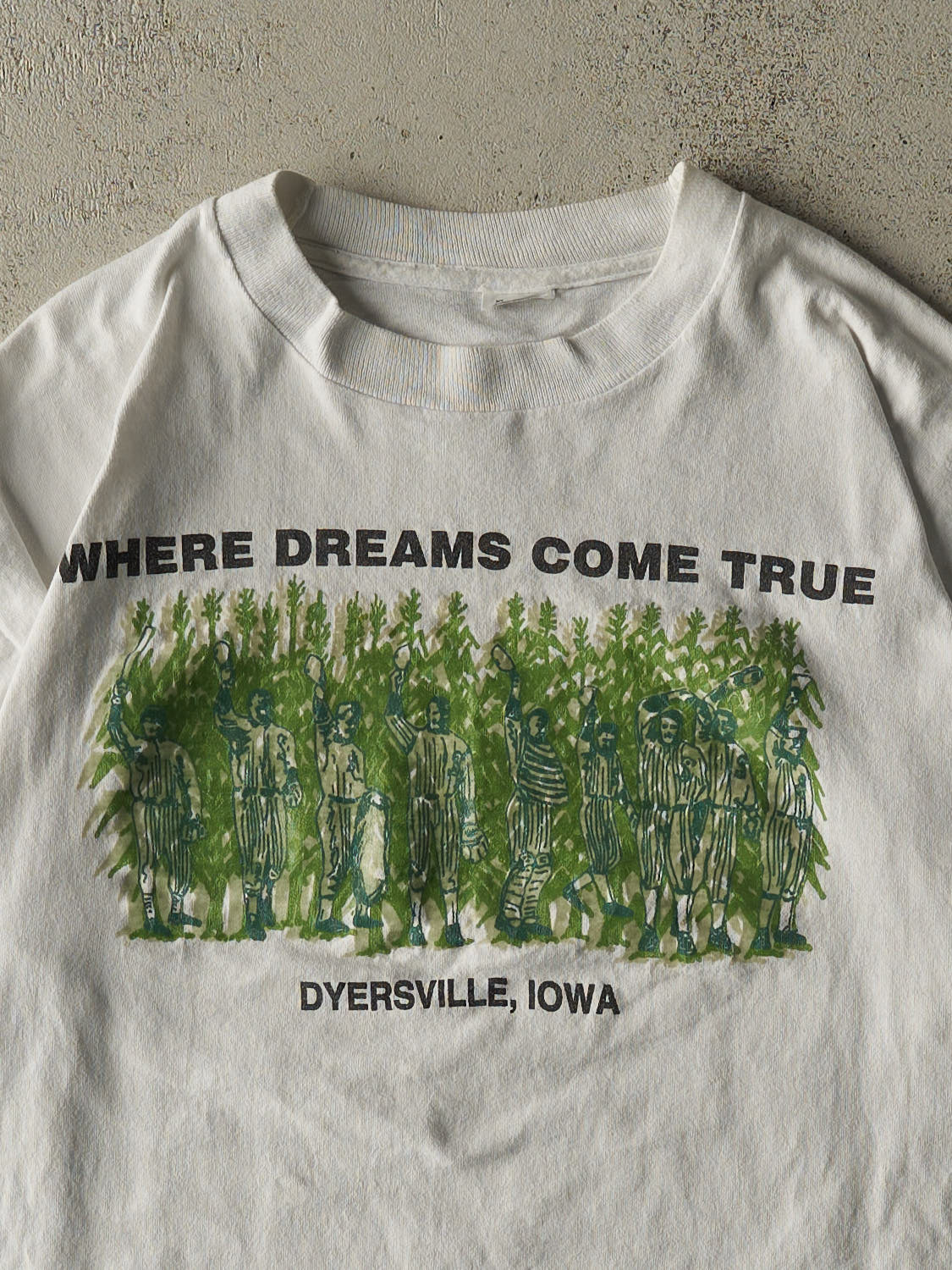 Vintage 80s White "Where Dreams Come True" Iowa Single Stitch Tee (L)
