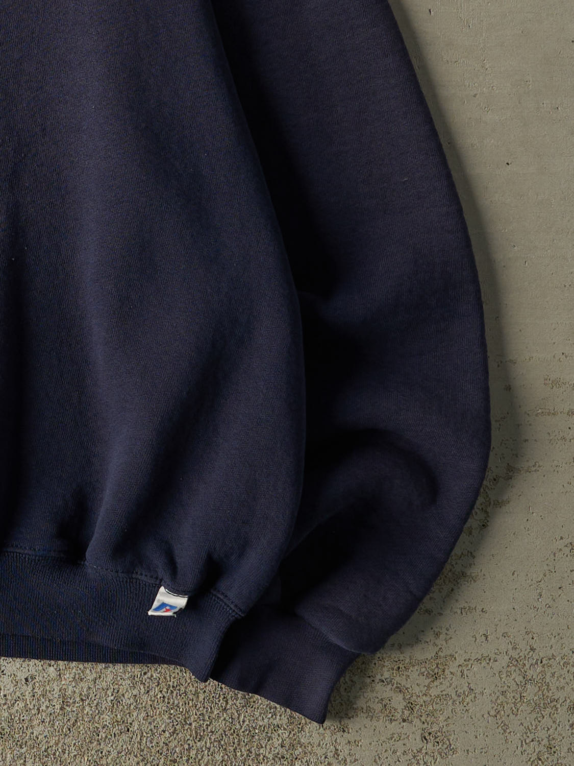 Vintage Y2K Navy Blue Russell Athletic Blank Crewneck (M)