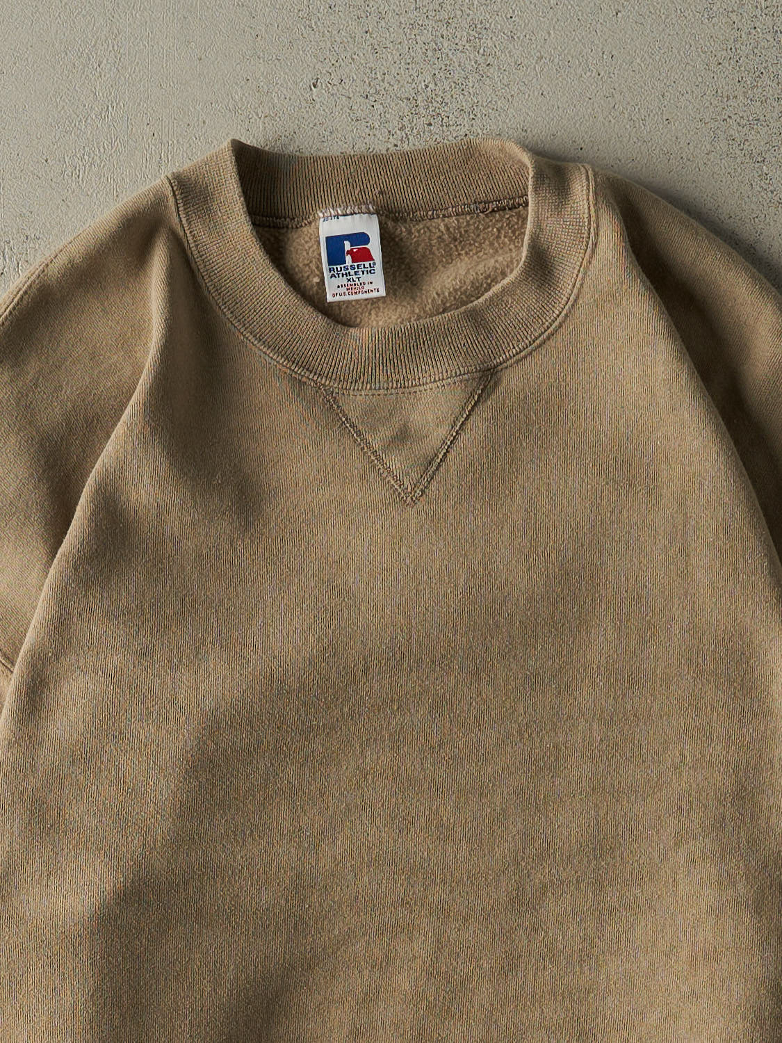Vintage 90s Beige Russell Athletic Blank Crewneck (XL/XXL)