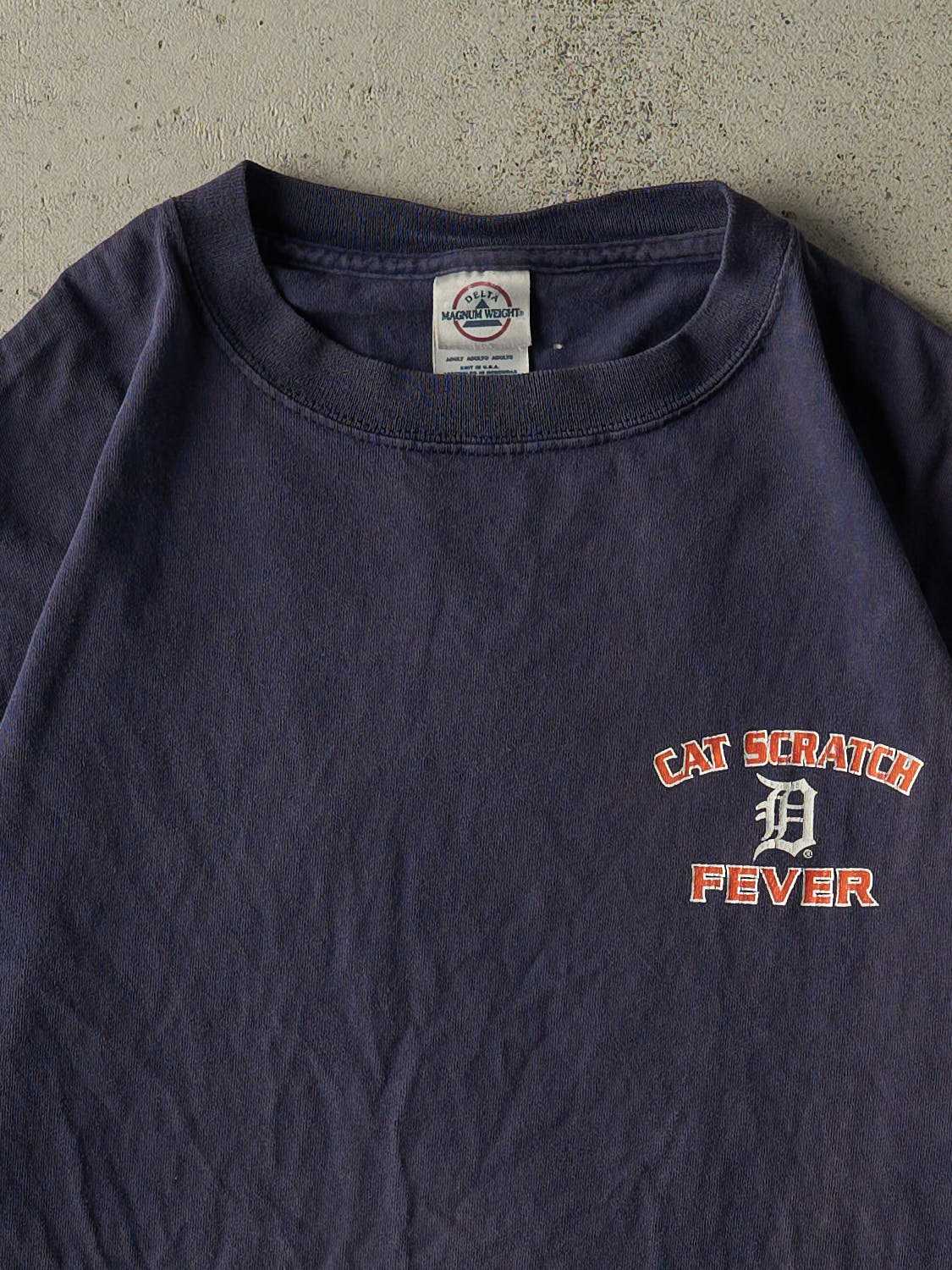 Vintage Y2K Sun Faded Navy Detroit Tigers Tee (M)