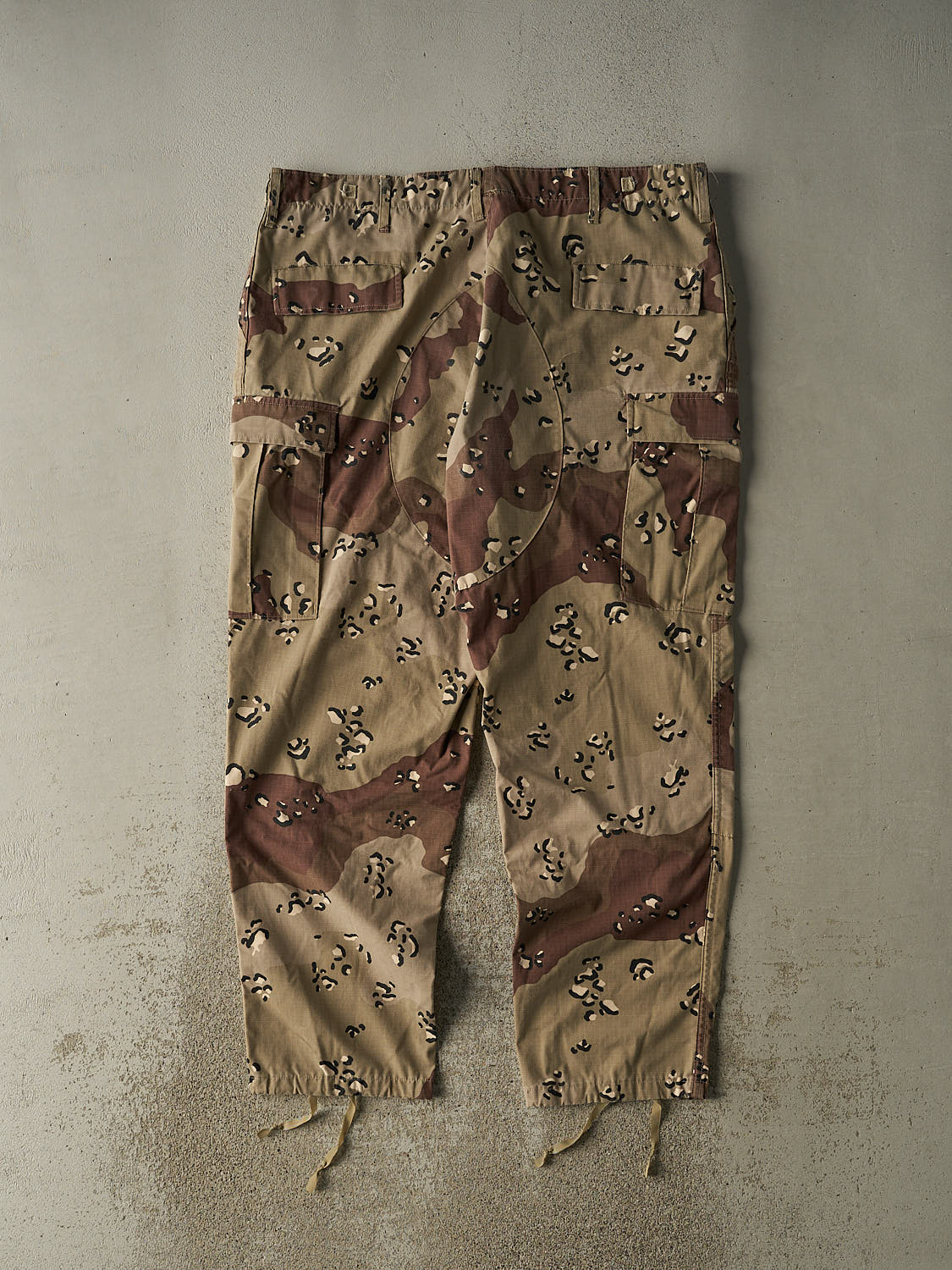 Vintage Y2K Camo Cargo Pants (40x32)