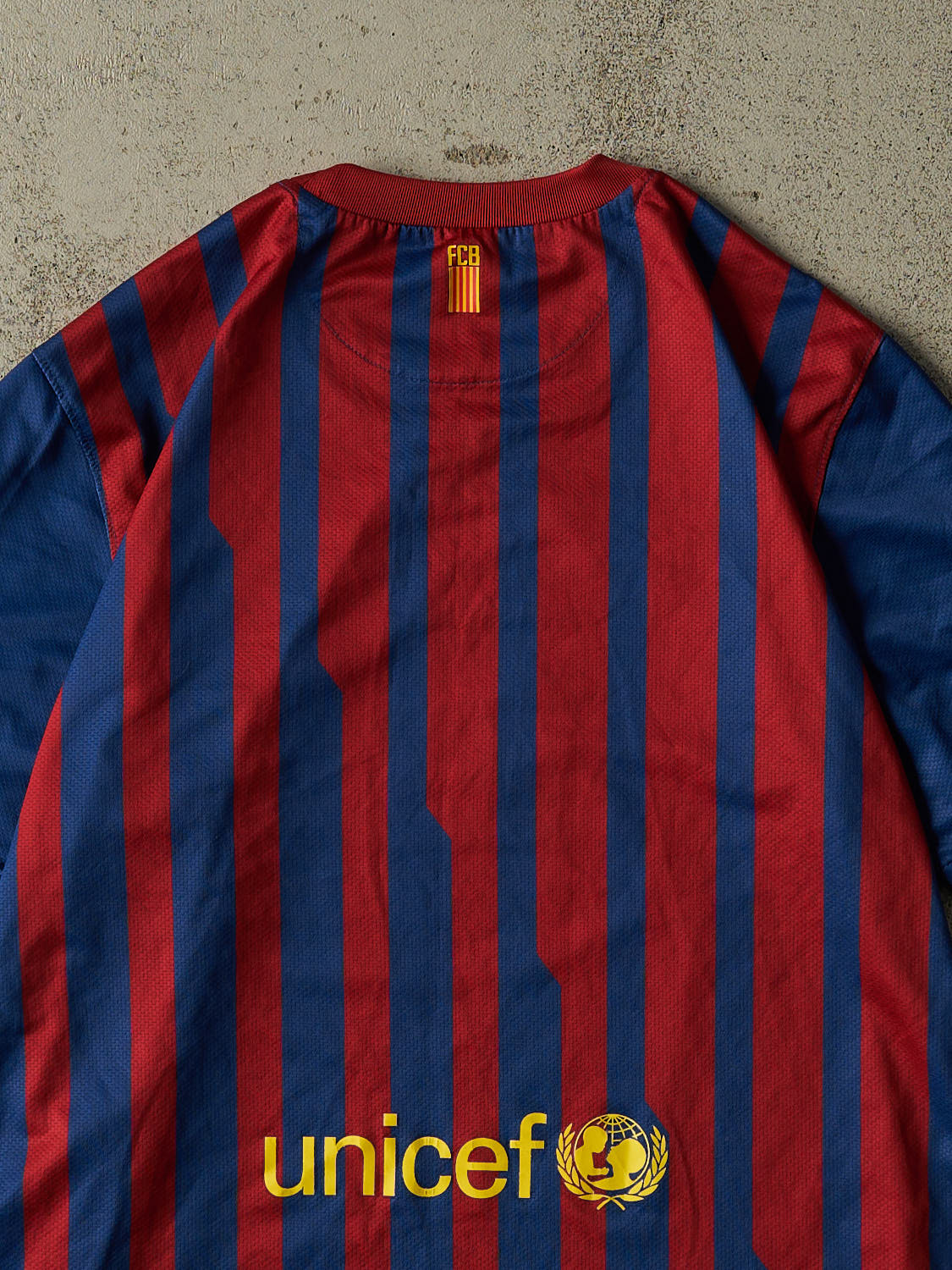 Vintage Y2K Red FC Barcelona Soccer Jersey (L/XL)
