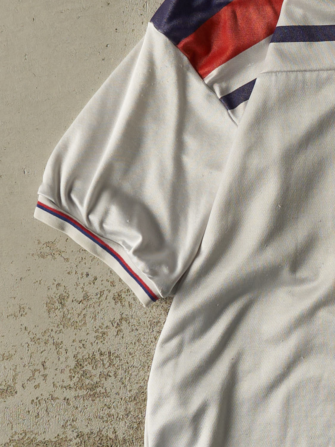 Vintage Y2K White England Soccer Jersey (S/M)