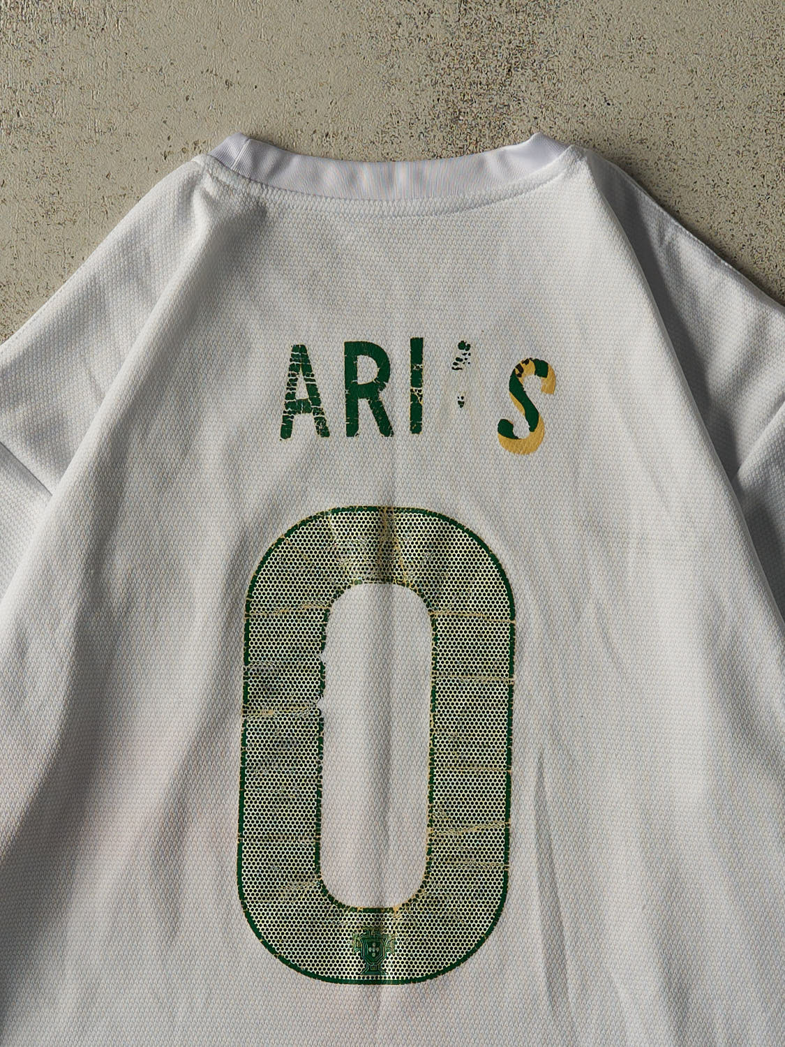 Vintage Y2K White Portugal #0 Arias Soccer Jersey (XL)