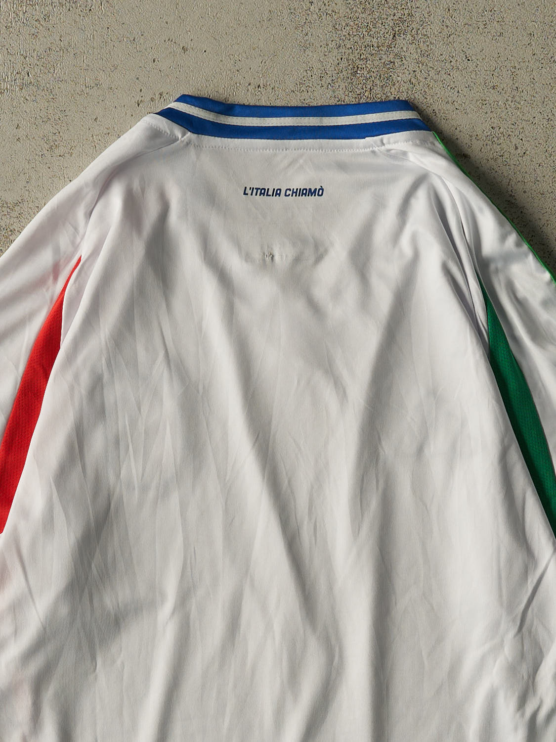 20' White Italia Euro Champions Soccer Jersey (L/XL)