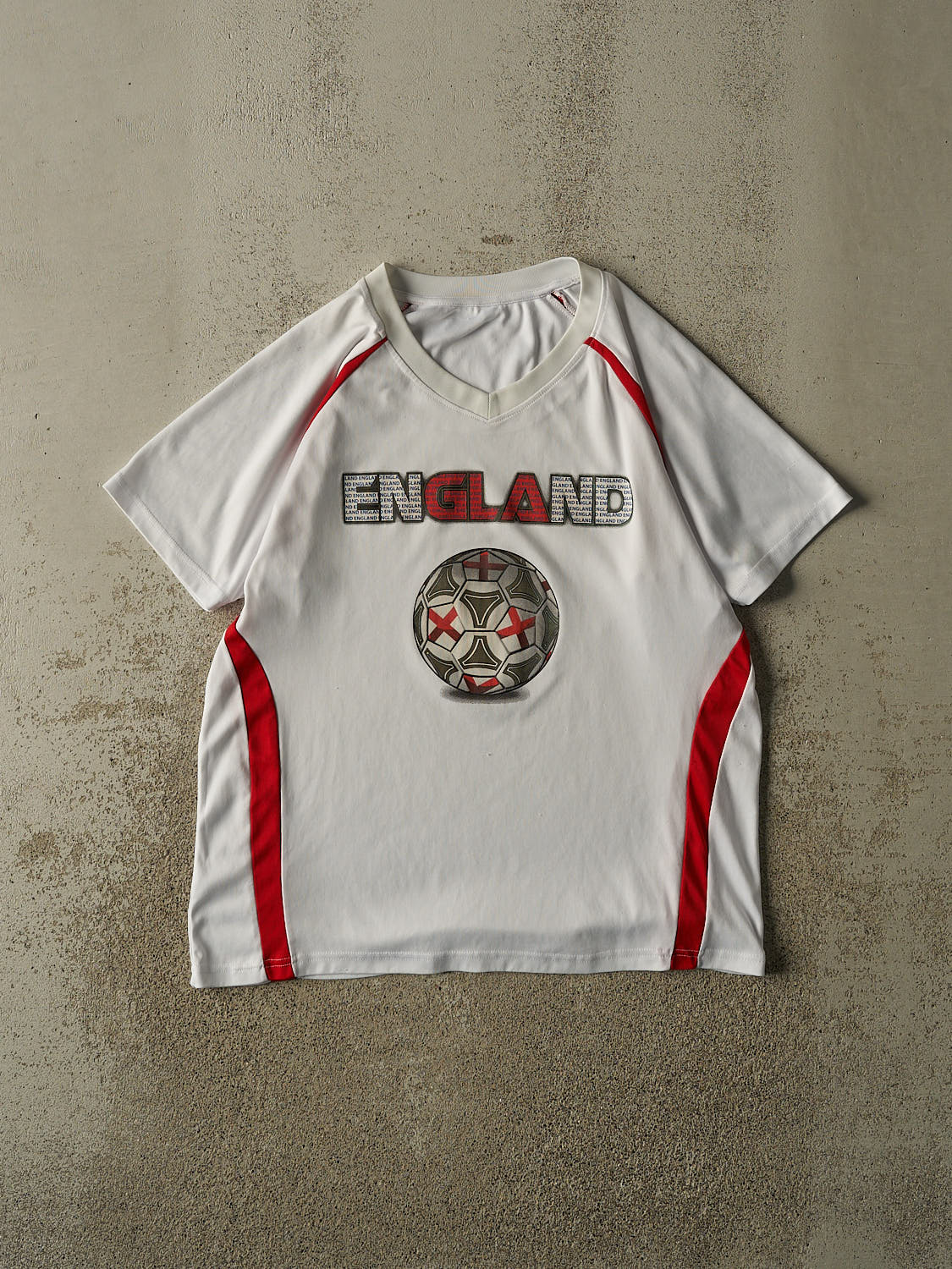 Vintage Y2K White England Soccer Jersey (L)