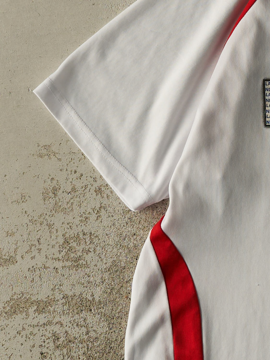 Vintage Y2K White England Soccer Jersey (L)