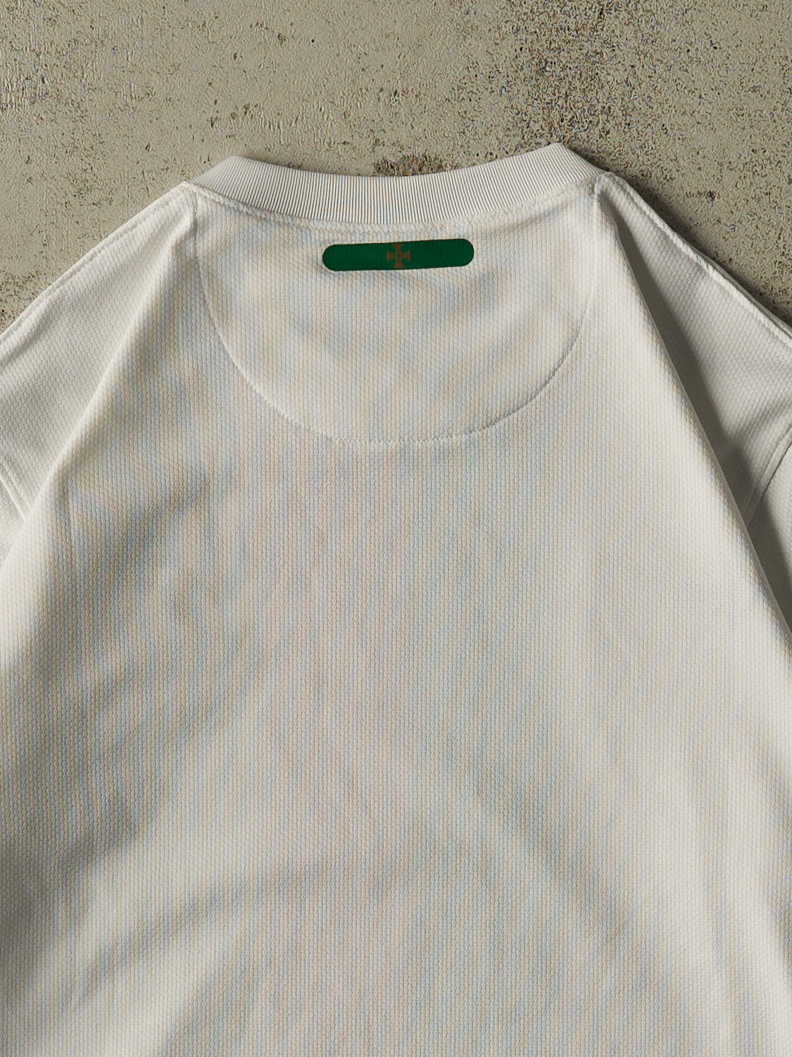 Vintage Y2K White Portugal Soccer Jersey (L)