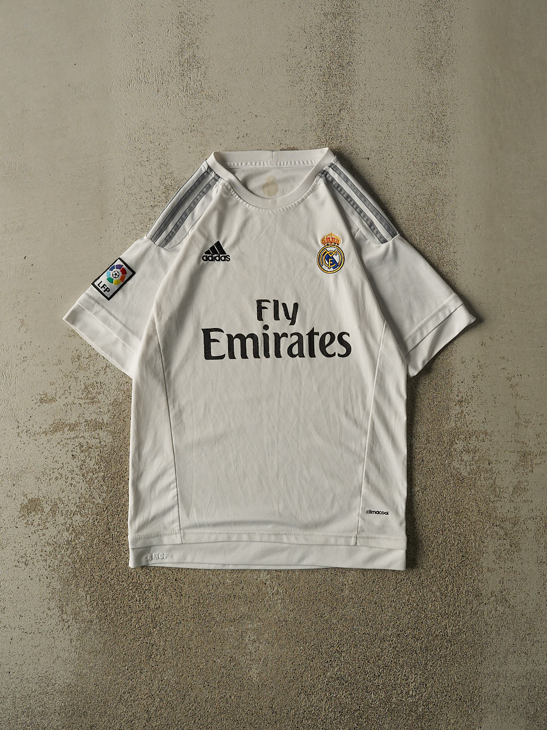 Vintage Y2K White Real Madrid  #4 Sergio Ramos Soccer Jersey (S/M)