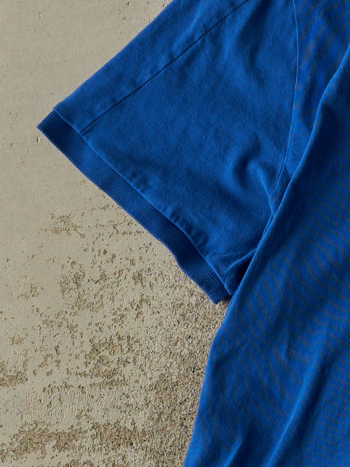 Vintage Y2K Blue Italia Puma Tee (L/XL)