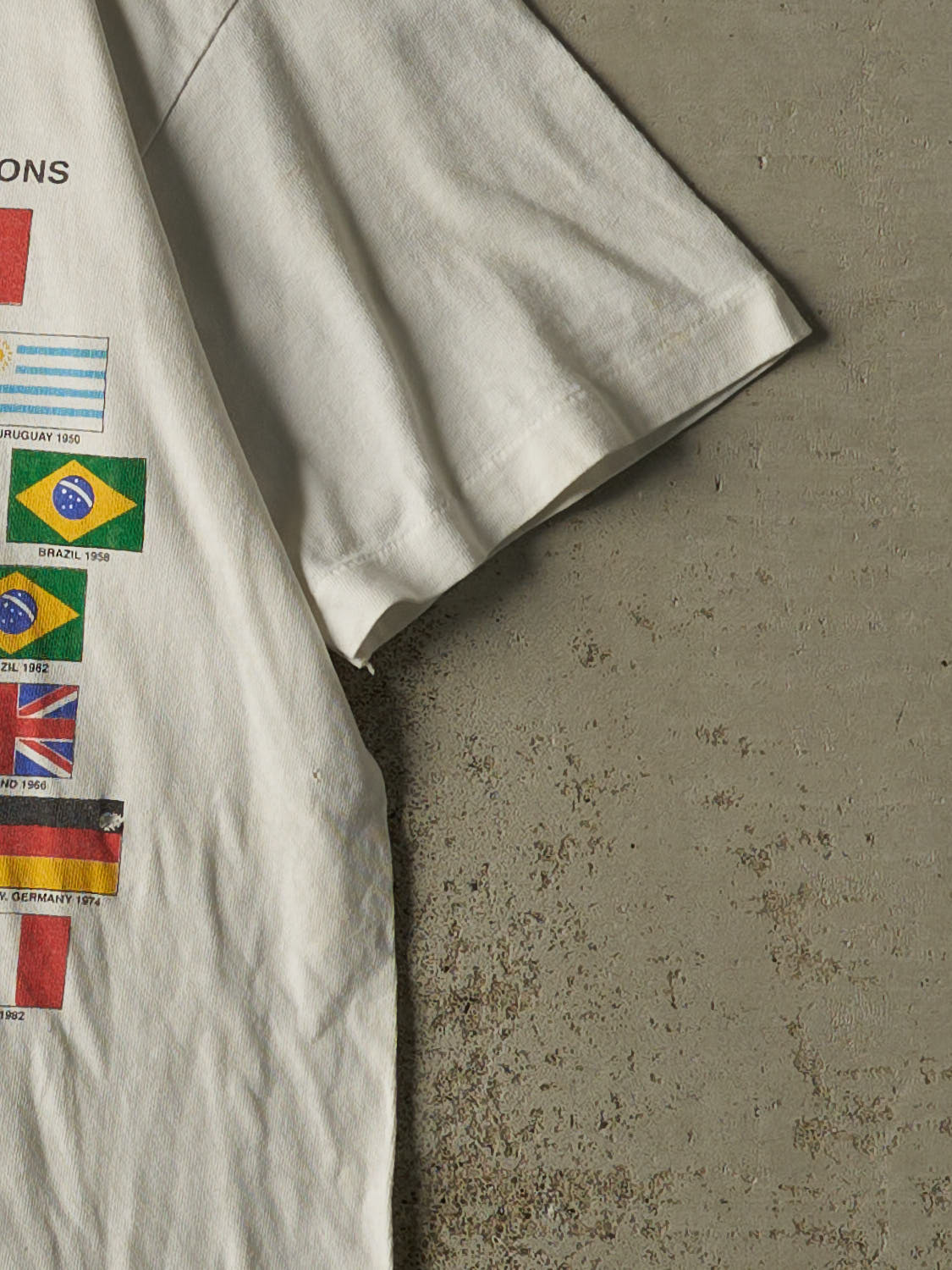 Vintage 90s White World Cup Soccer Tee (S/M)