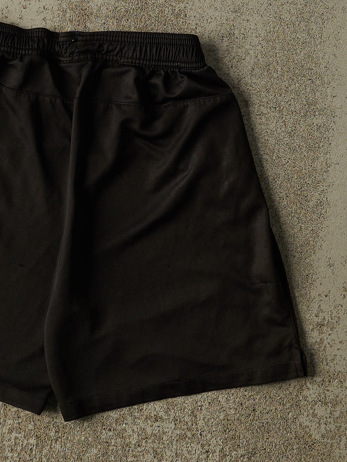 Vintage Y2K Black Manchester United Nike Track Shorts (24x6.5)