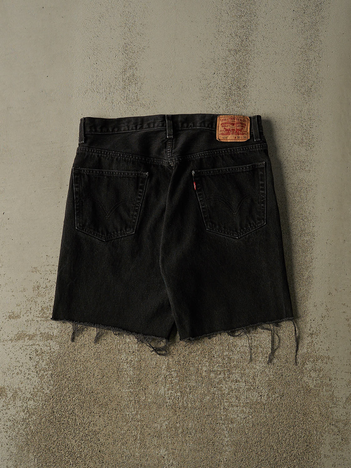 Vintage 90s Black Levi's 505 Cut Off Jean Shorts (34x9)