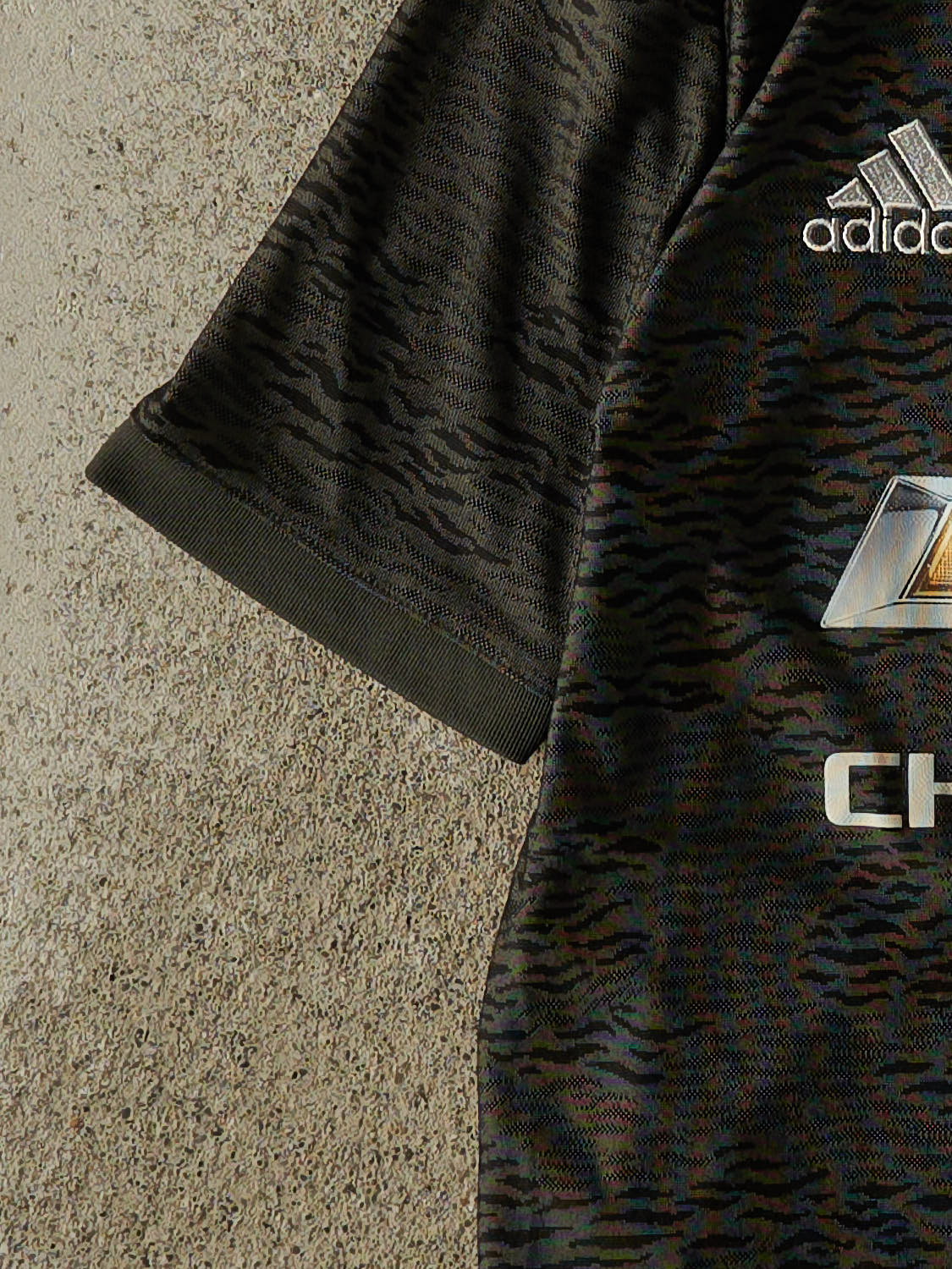 Vintage Y2K Green Manchester United Chevrolet Soccer Jersey (XS/S)
