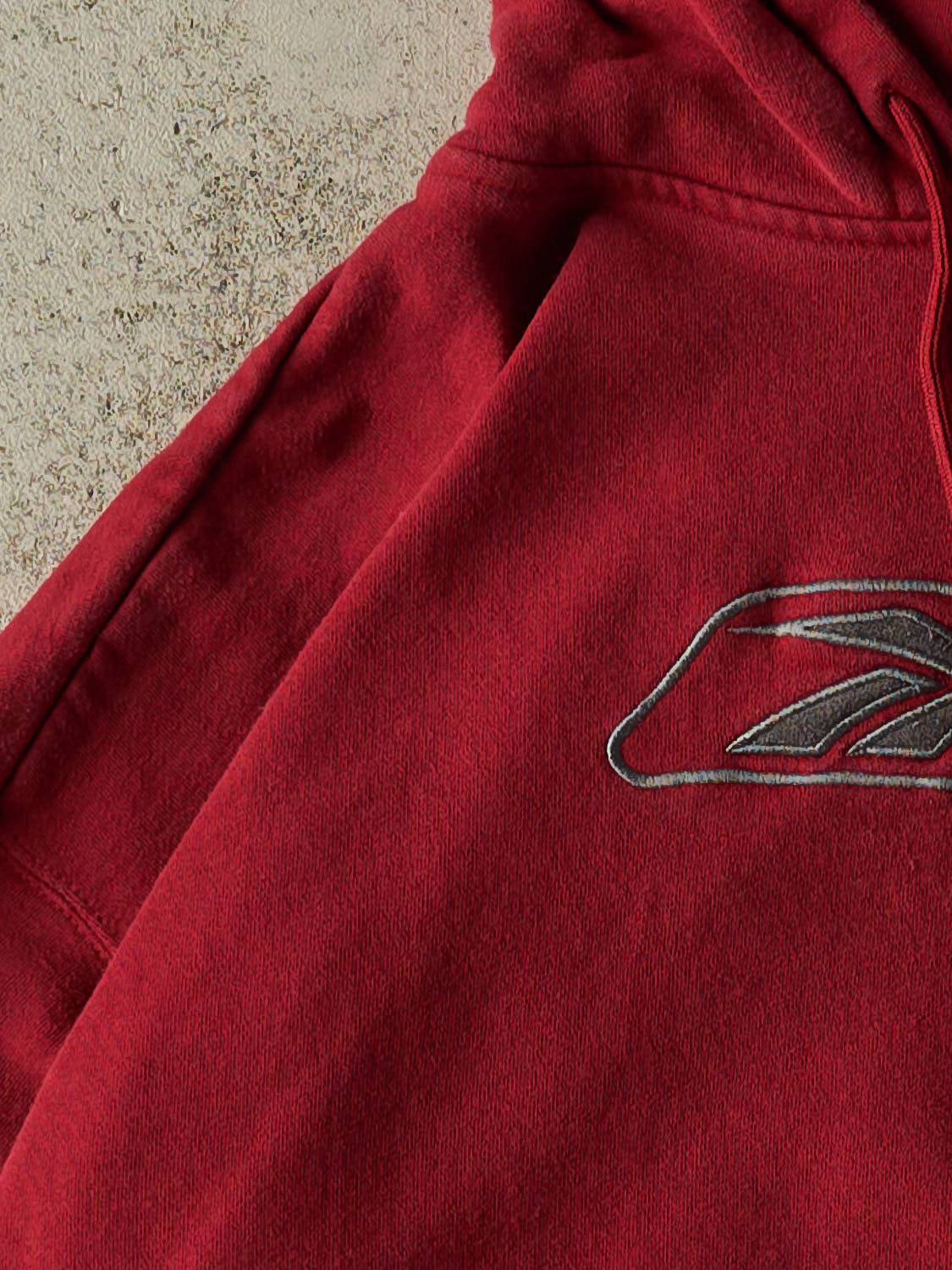 Vintage Y2K Burgundy Reebok Embroidered Hoodie (L/XL)
