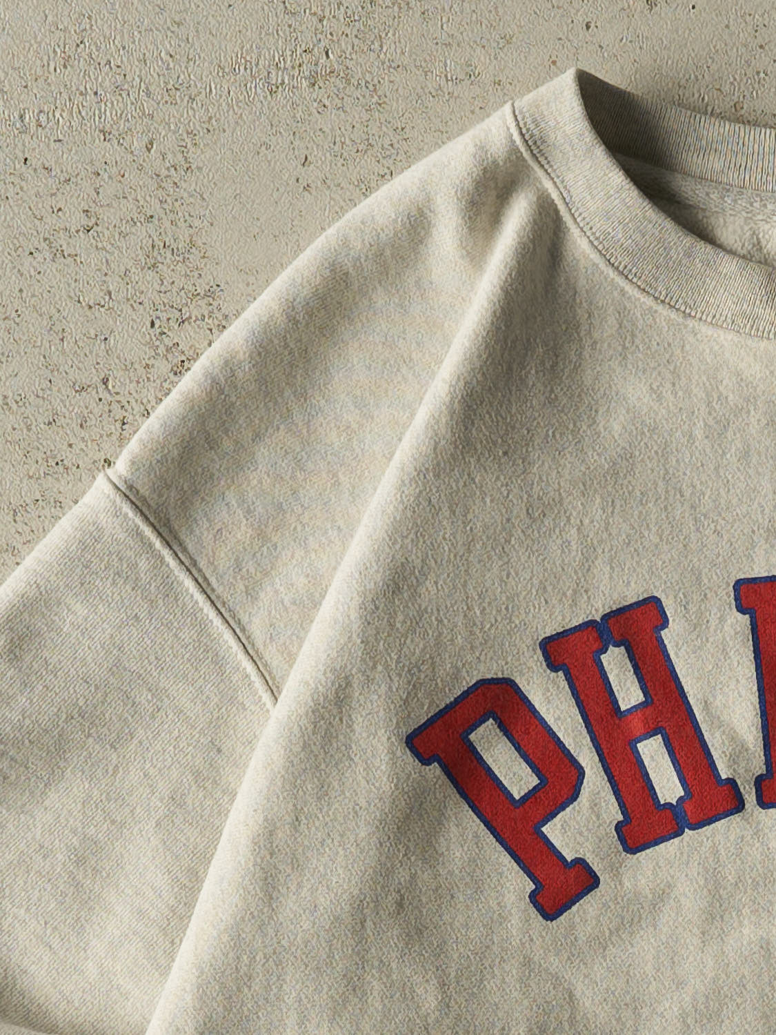 Vintage 90s Heather Grey Champion Reverse Weave Philly Crewneck (L/XL)