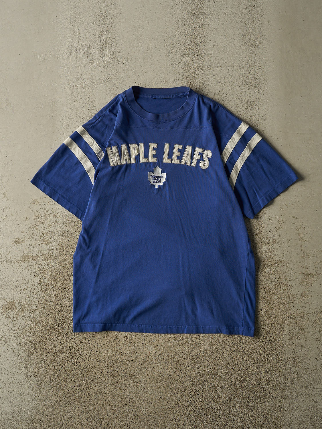 Vintage Y2K Blue Toronto Maple Leafs Embroidered Tee (L)