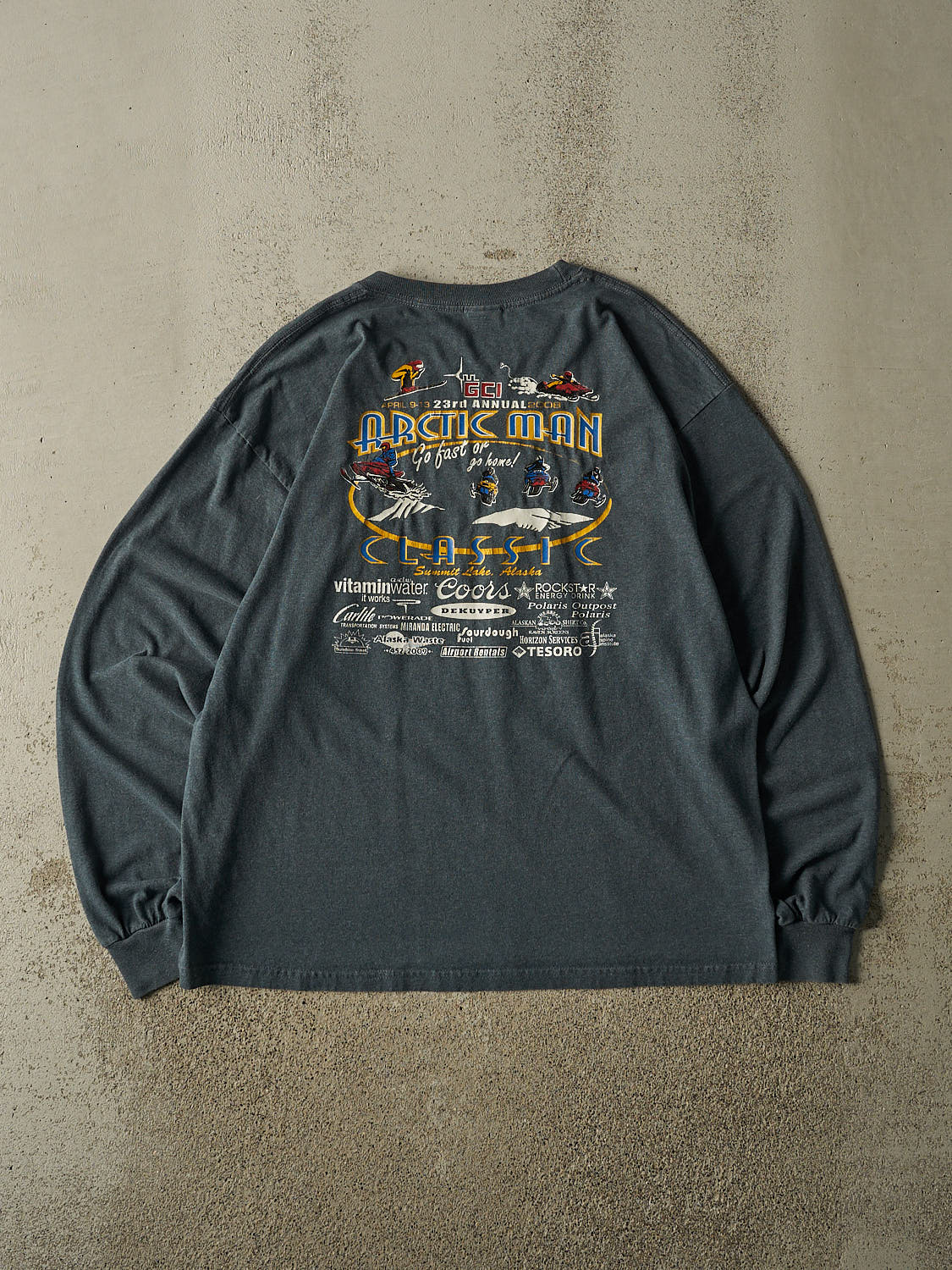 Vintage 08' Charcoal Grey Arctic Man Long Sleeve (L/XL)