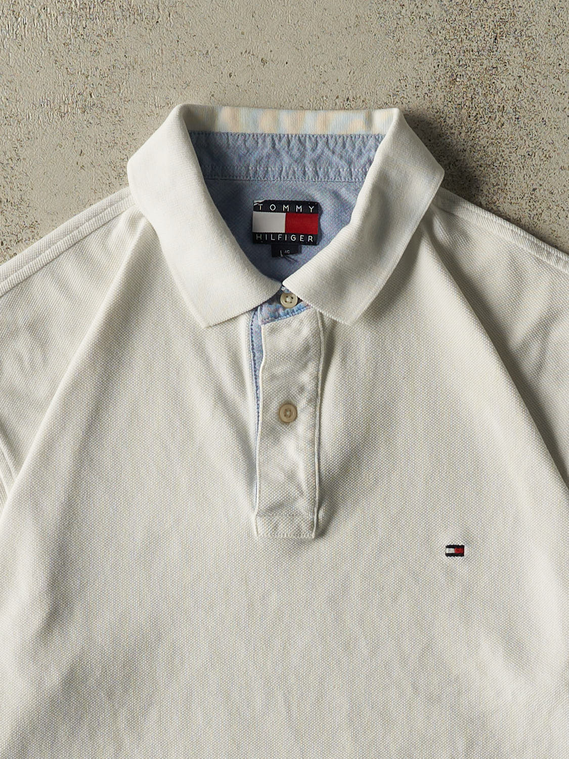 Vintage Y2K White Tommy Hilfiger Quarter Button Tee (L)
