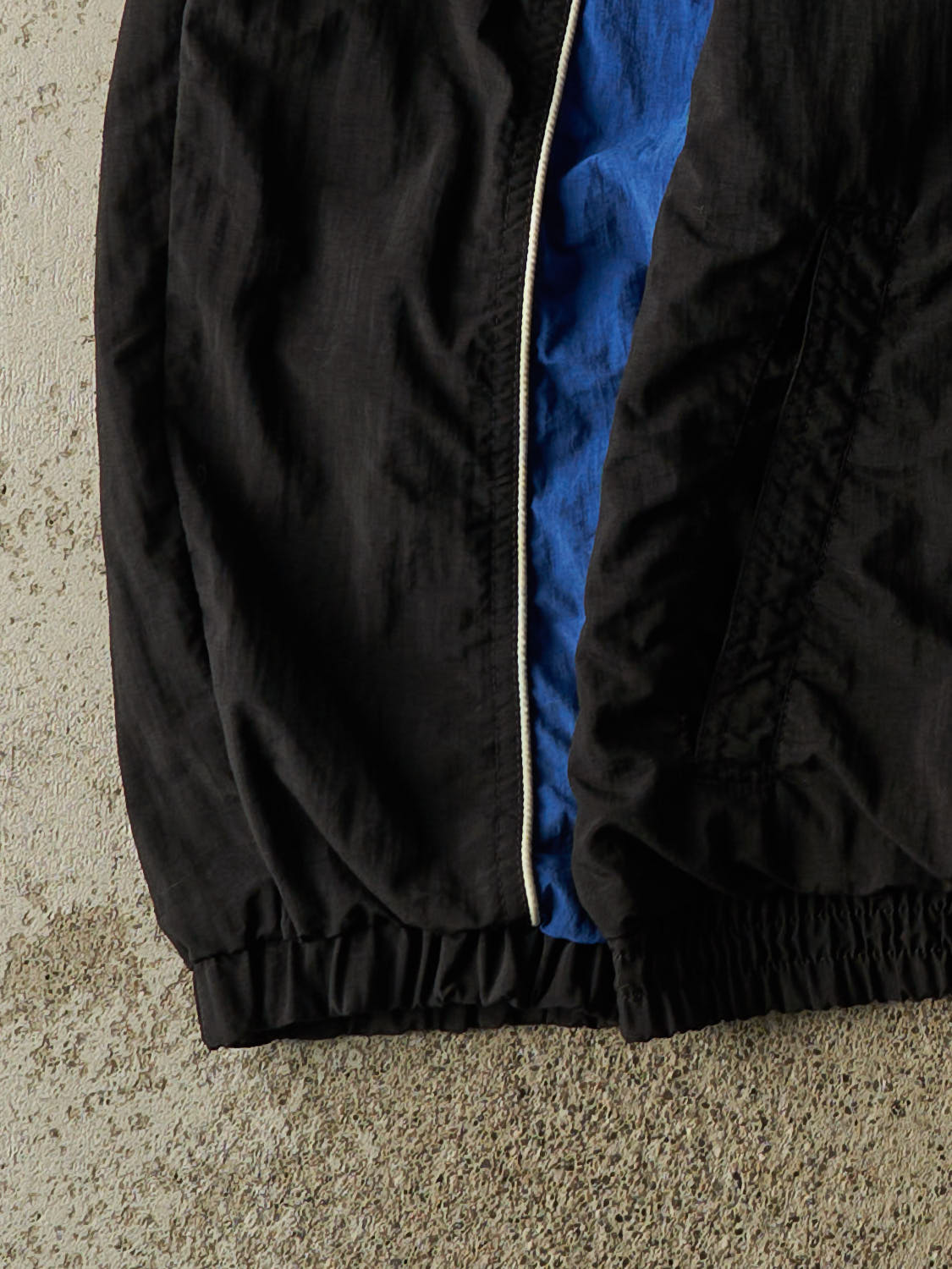 Vintage 90s Black Fila Windbreaker Jacket (M/L)
