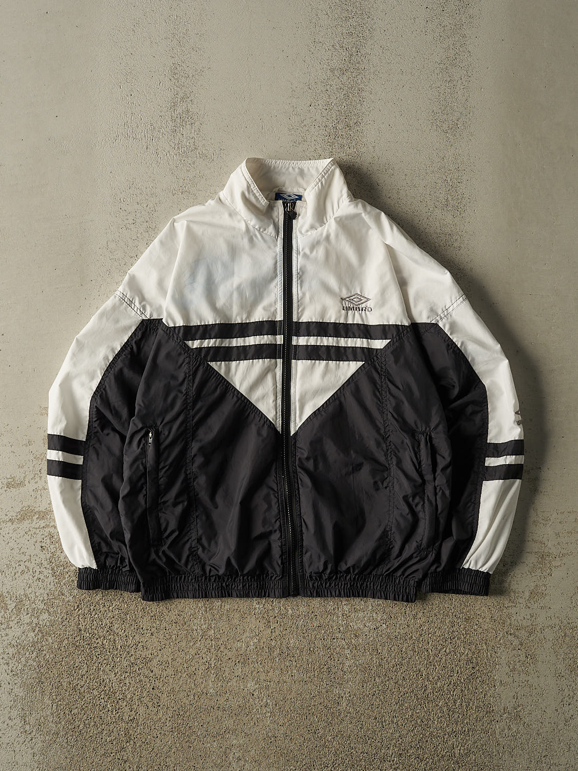Vintage 90s White Umbro Windbreaker Jacket (S/M)