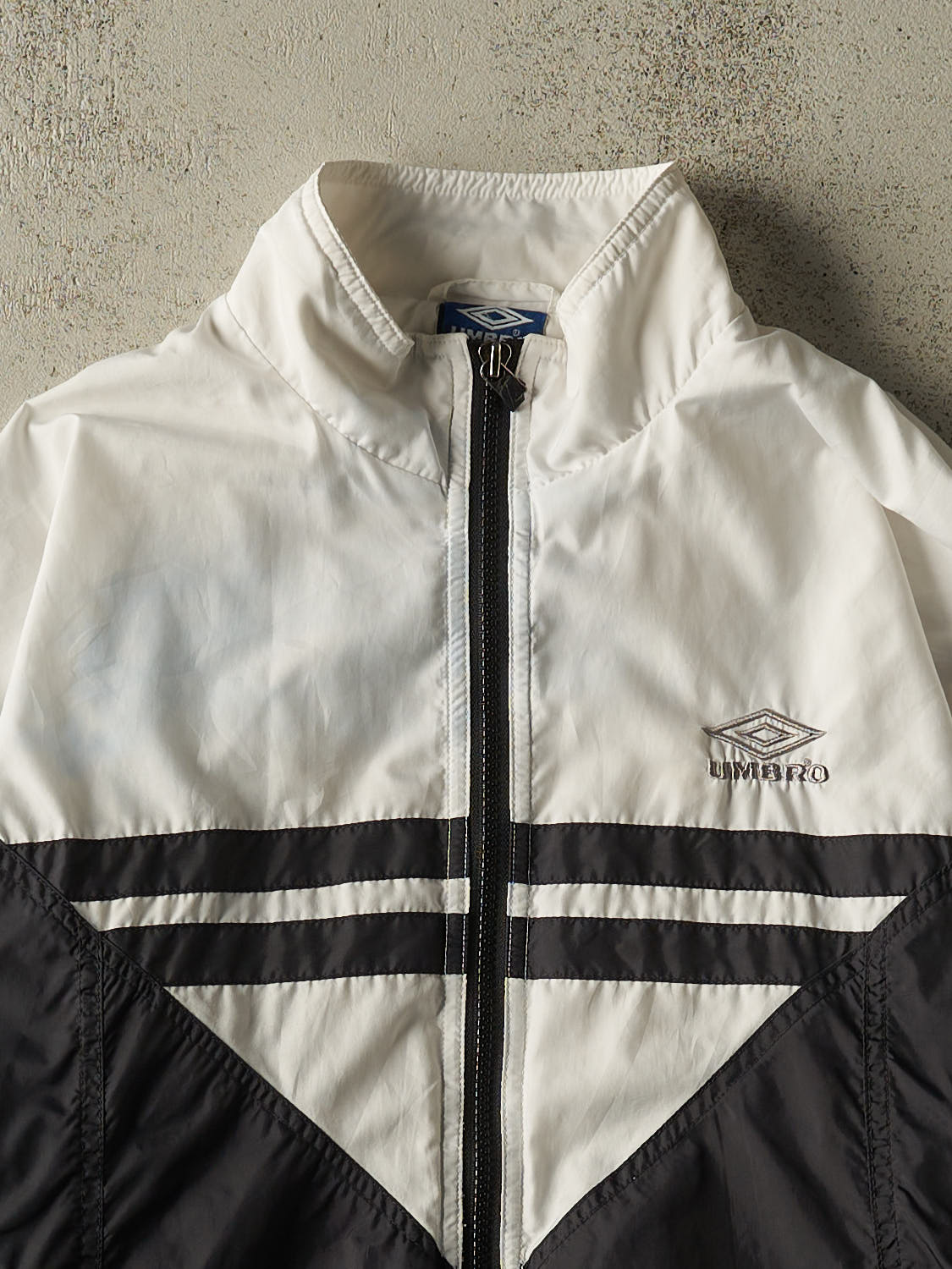 Vintage 90s White Umbro Windbreaker Jacket (S/M)