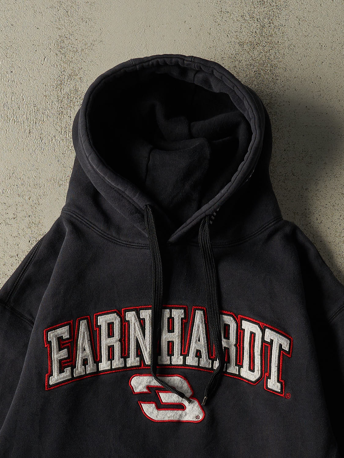 Vintage 90s Black Dale Earnhardt Embroidered Nascar Hoodie (XL)