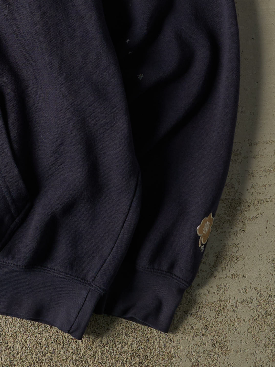 Vintage Y2K Navy Blue University of Notre Dame Hoodie (L/XL)