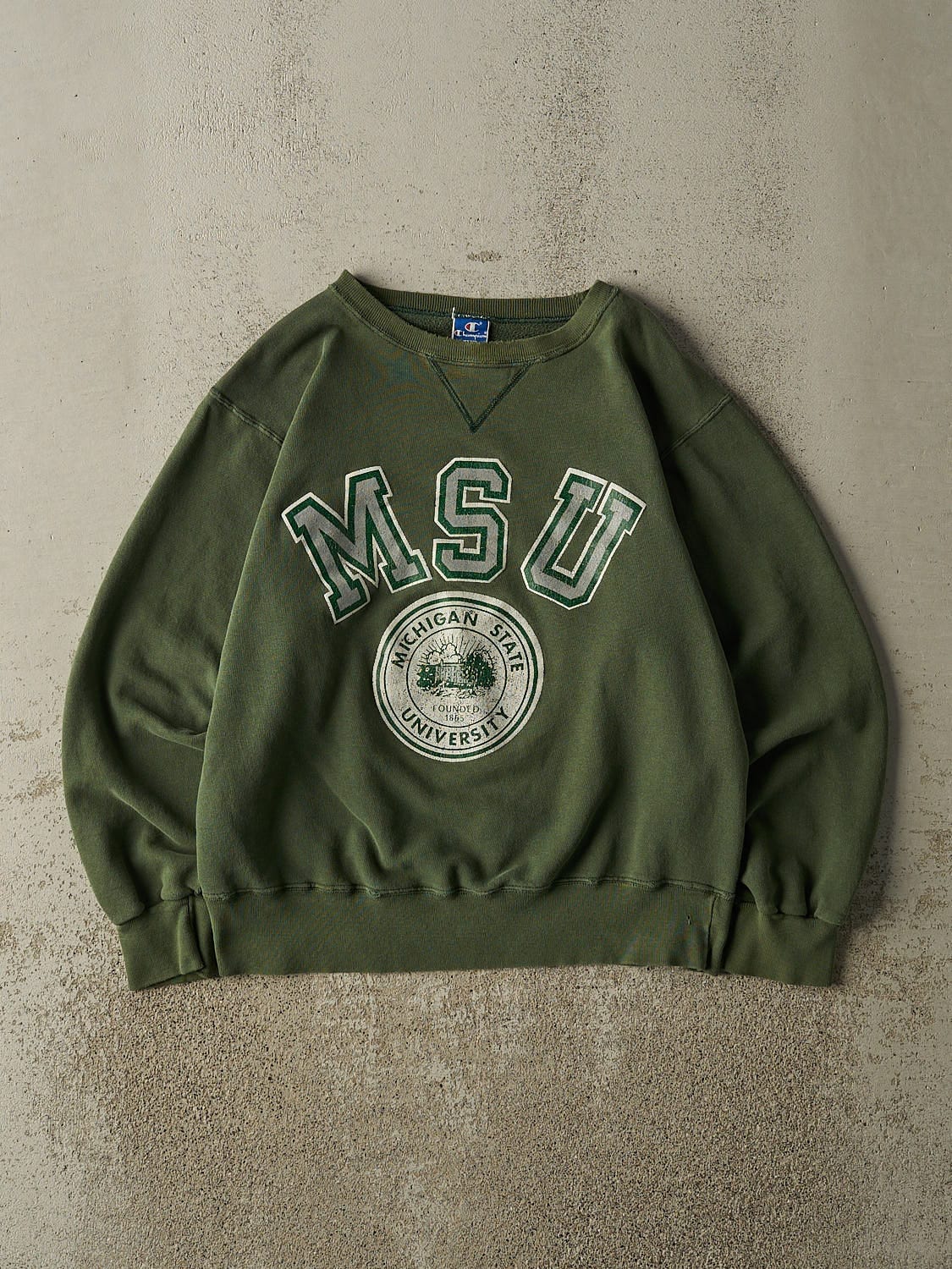 Vintage 90s Sun Faded Green Champion Michigan State University Crewneck (XS/S)