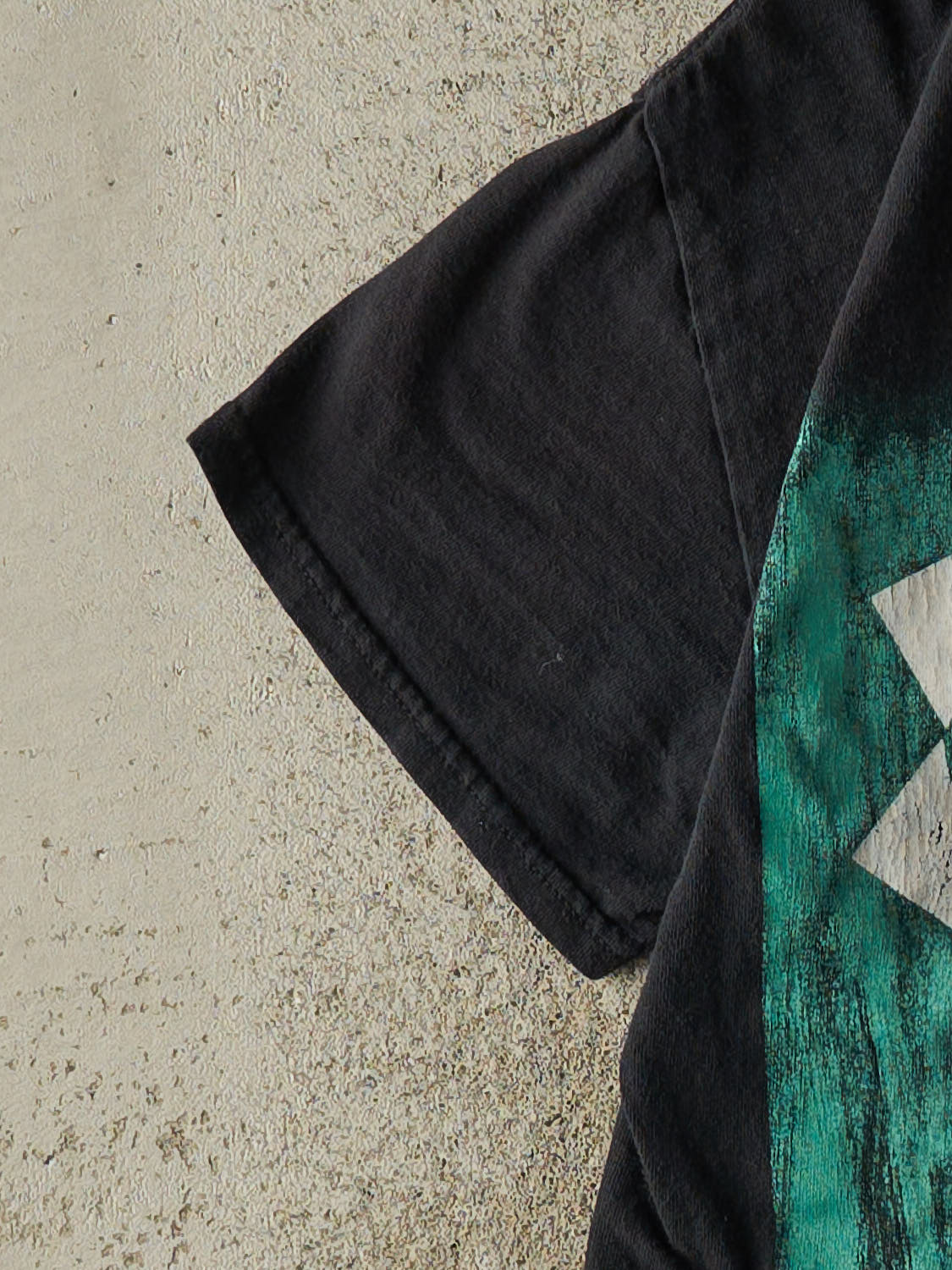 Vintage Y2K Faded Black Blink-182 Baby Tee (XXS/XS)