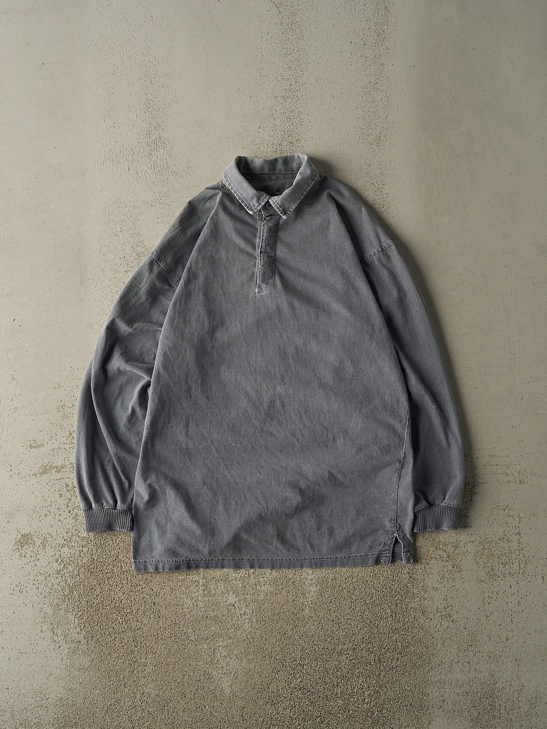 Vintage 90s Washed Blue Quarter Button Long Sleeve (L/XL)