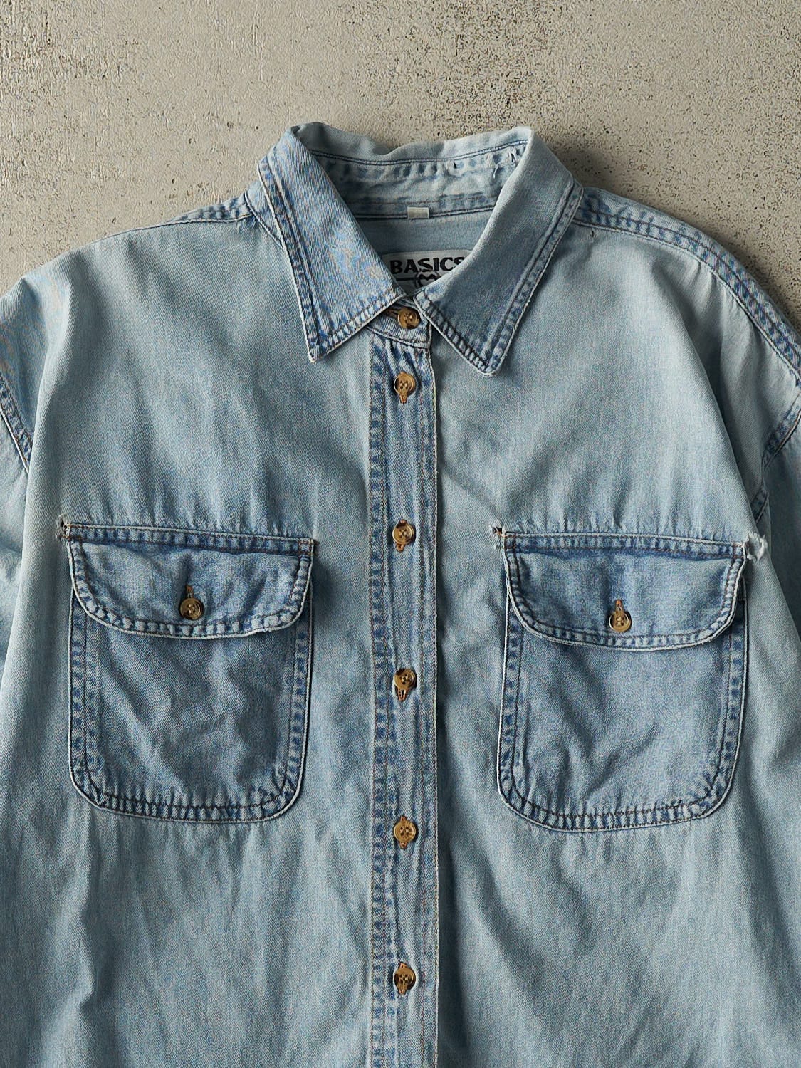 Vintage 90s Light Wash Denim Button Up Long Sleeve (S/M)